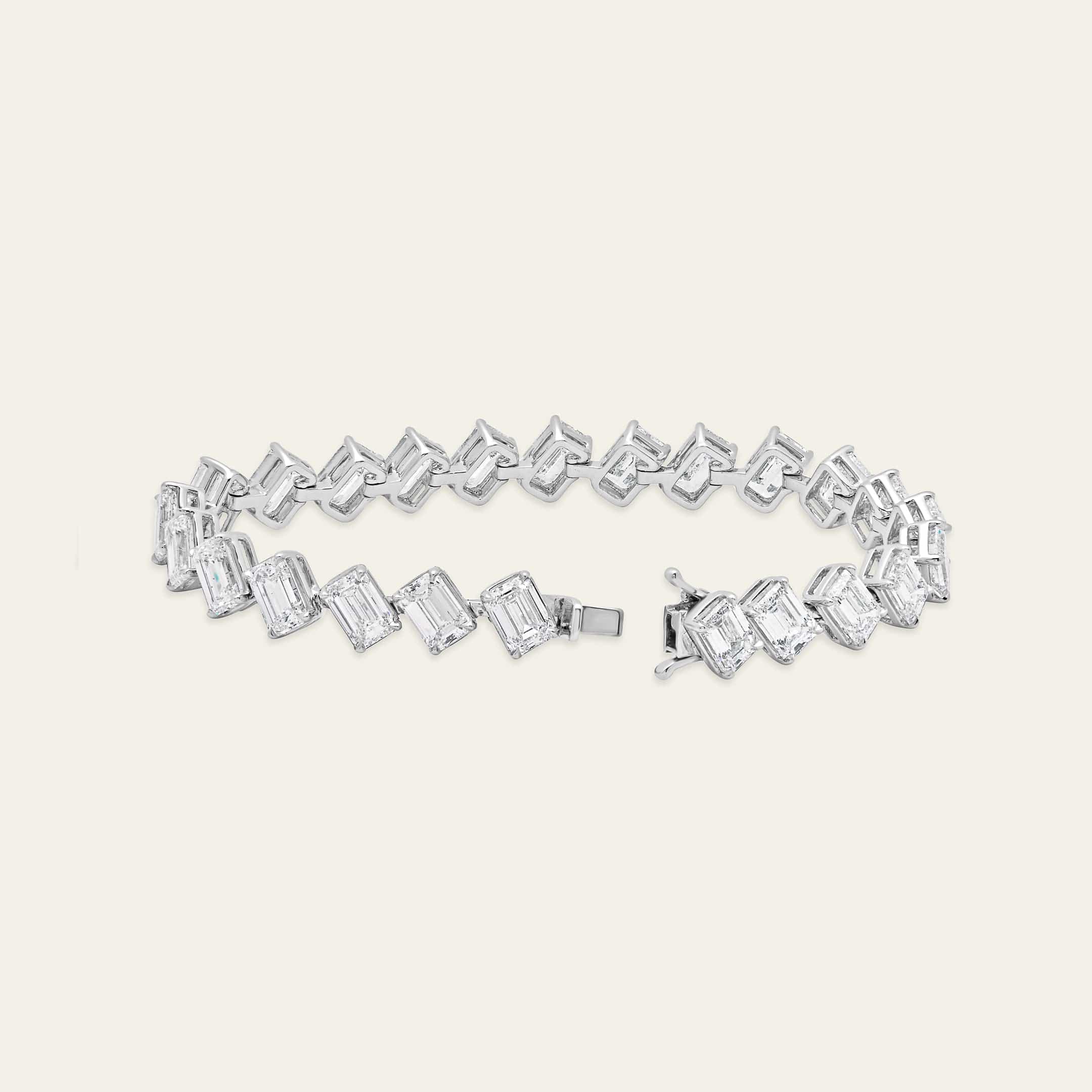 Ella Angled-Set 24 Carat Diamond Tennis Bracelet - Image 4