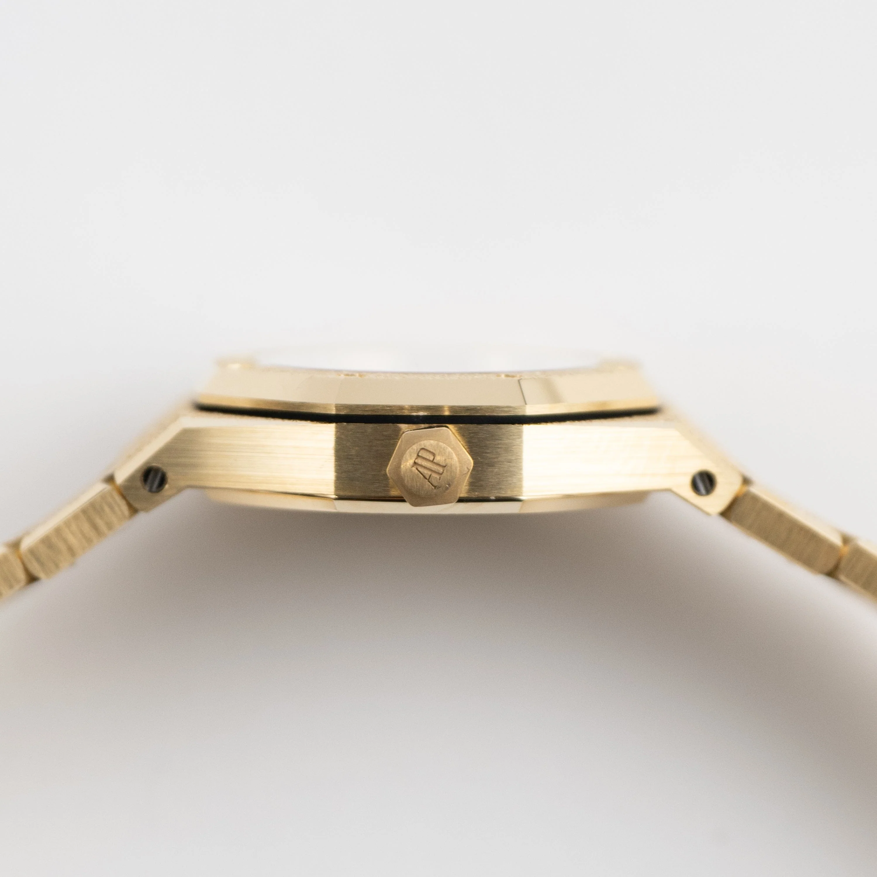 Audemars Piguet Royal Oak 67630BA.GG.1312BA.01 'Mini' Frosted Yellow Gold Quartz (2026) - Image 6