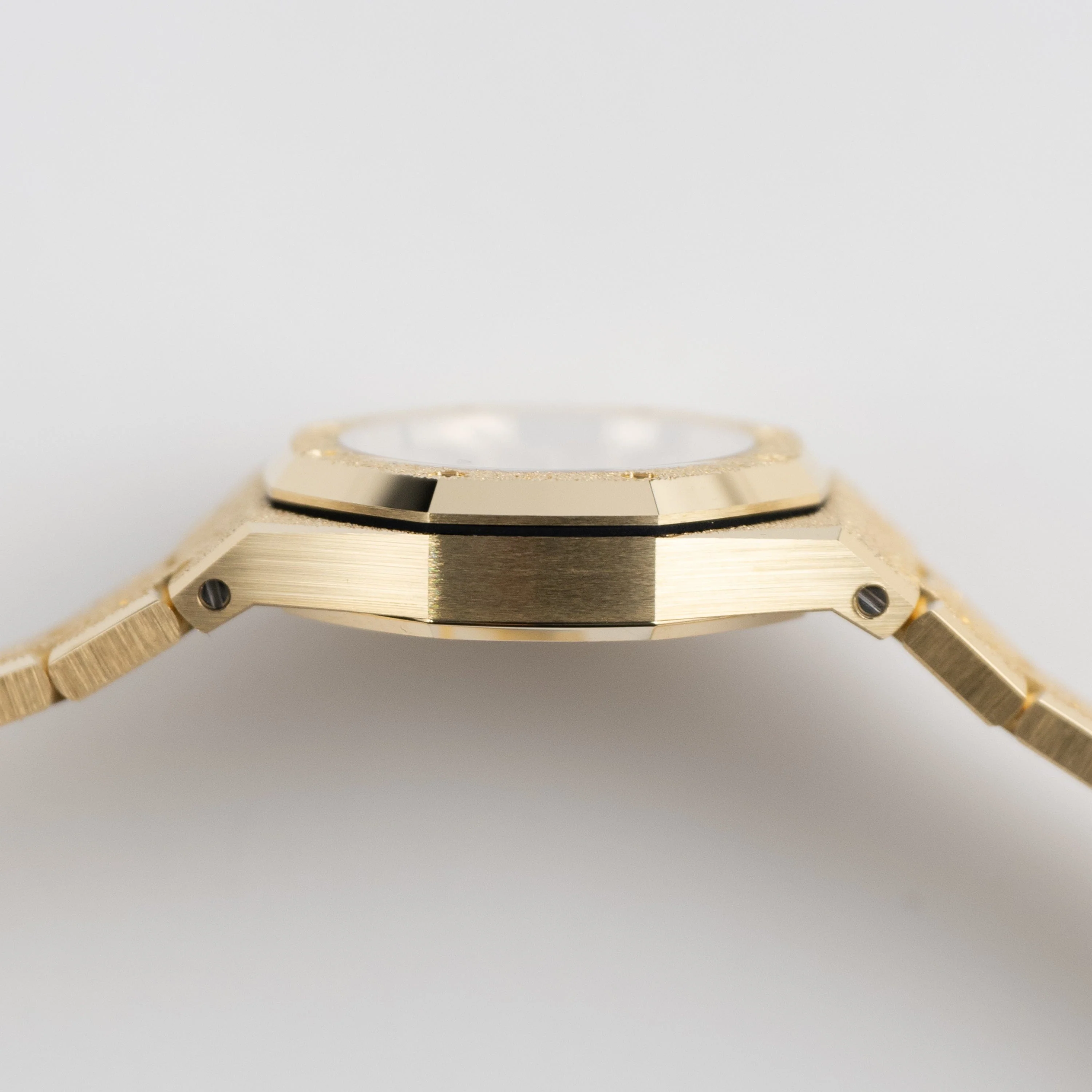 Audemars Piguet Royal Oak 67630BA.GG.1312BA.01 'Mini' Frosted Yellow Gold Quartz (2026) - Image 7