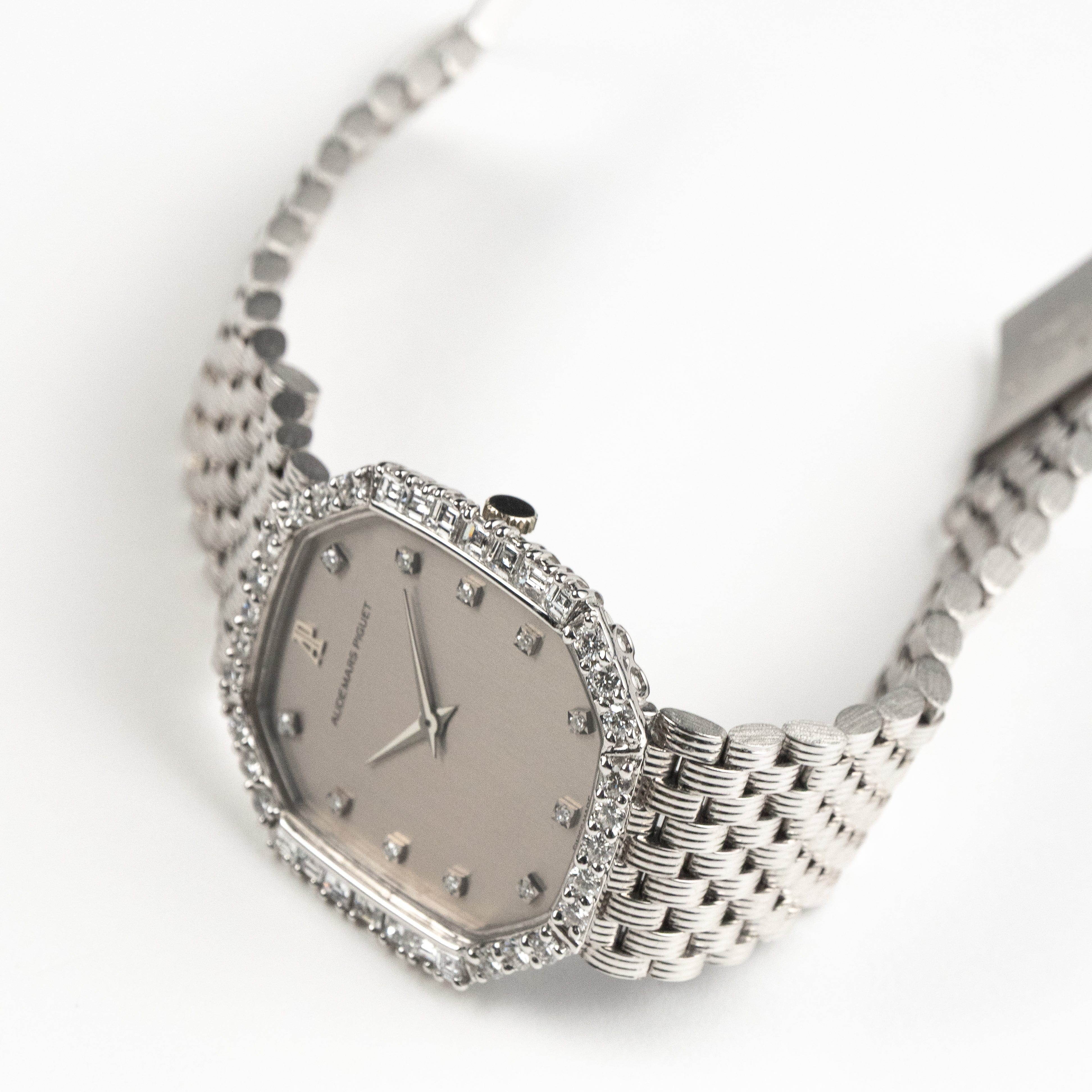 Audemars Piguet Cobra Vintage 'Ladies' White Gold Silver Diamond Dial Diamond Bezel - Image 6