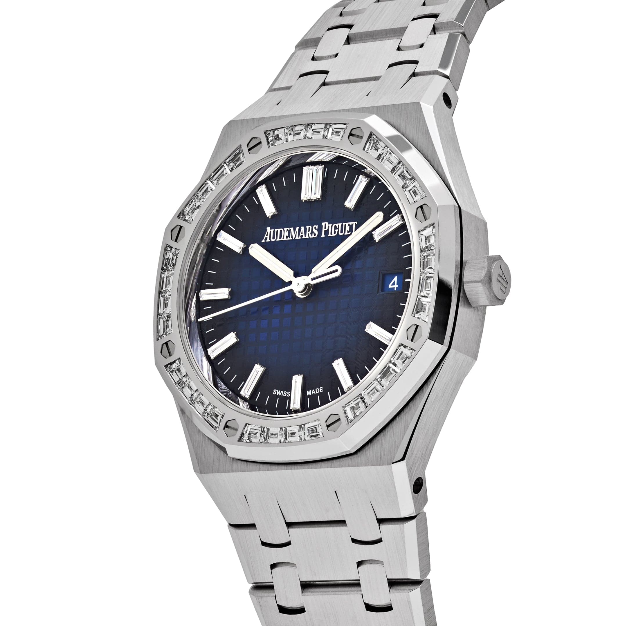 Audemars Piguet Royal Oak 15551BC.ZZ.1356BC.01 Diamond Bezel White Gold Smoked Blue Dial (2024) - Image 4