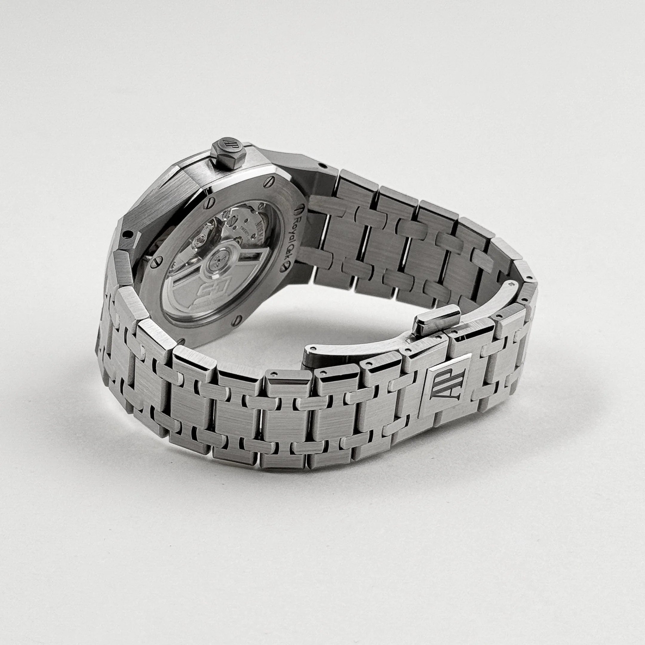 Audemars Piguet Royal Oak 77450ST.OO.1361ST.02 Stainless Steel Silver-Toned Dial (2025) - Image 8