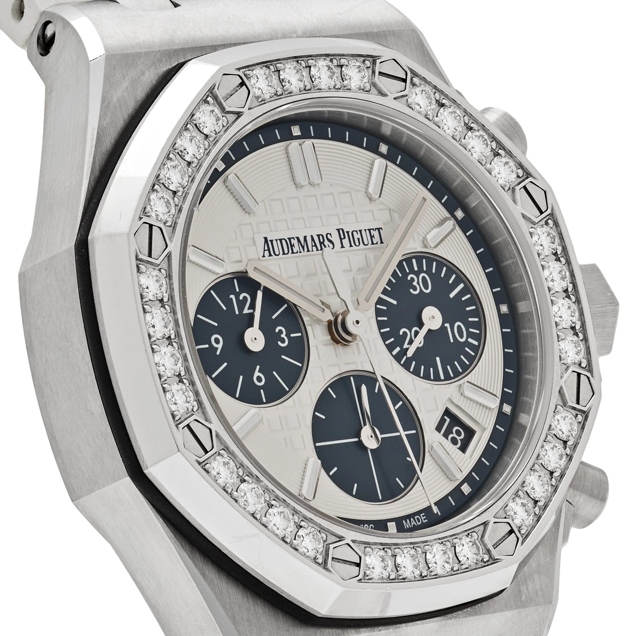 Audemars Piguet Royal Oak Offshore 26231ST.ZZ.D010CA.01.A Stainless Steel Silver Dial Diamond Bezel (2021) - Image 6