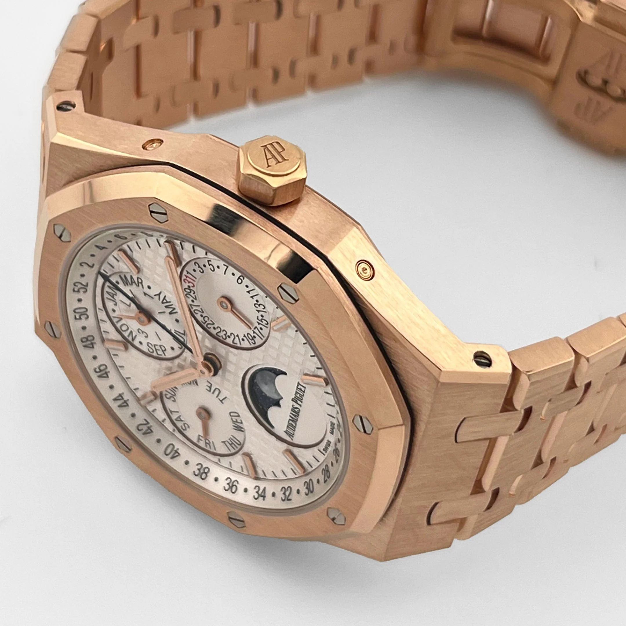 Audemars Piguet Royal Oak Perpetual Calendar 26574OR.OO.1220OR.01 Rose Gold Silver Dial (2021) - Image 4
