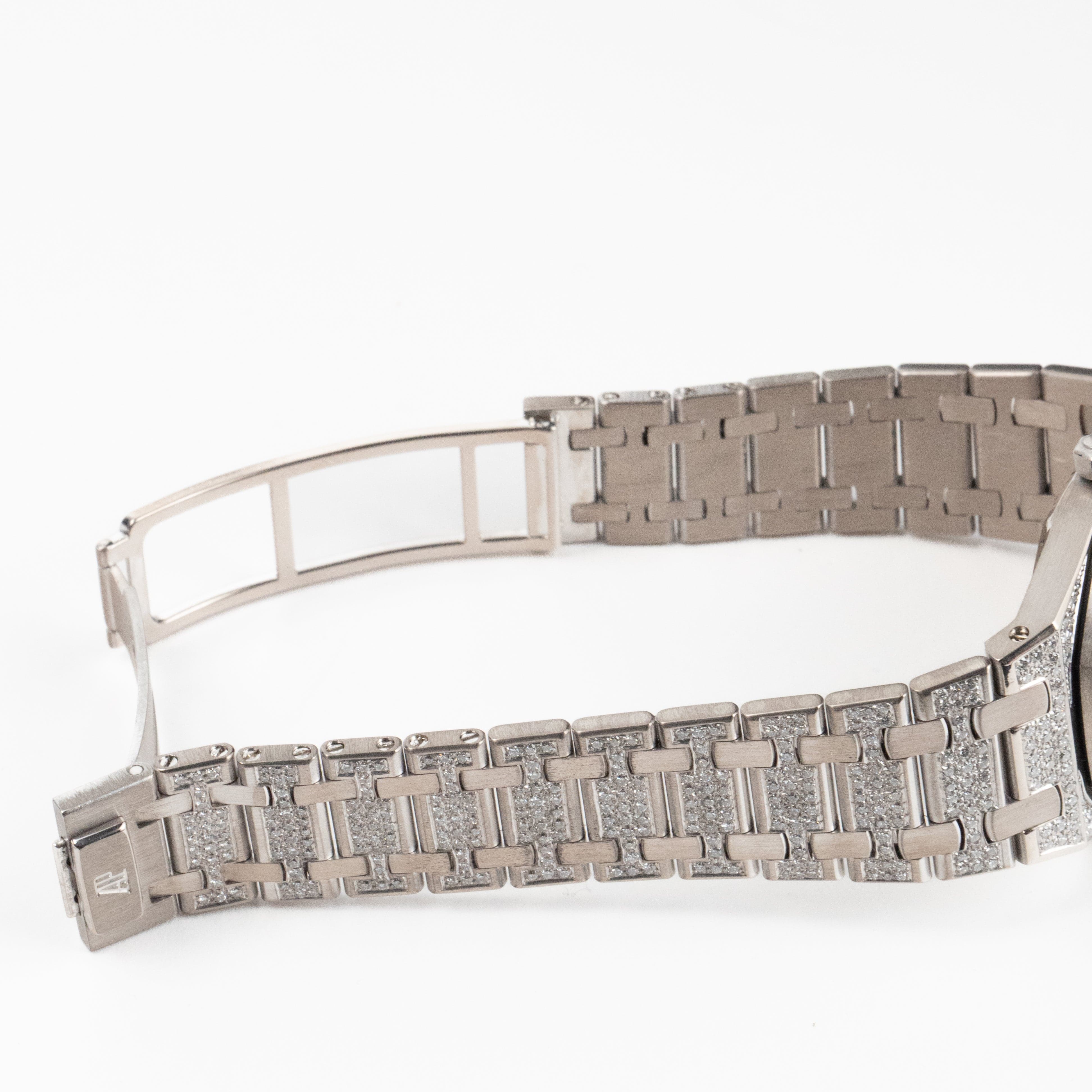 Audemars Piguet Royal Oak 14587BC 'Ladies' White Gold Diamond Emerald Set Dial Quartz (1995) - Image 10