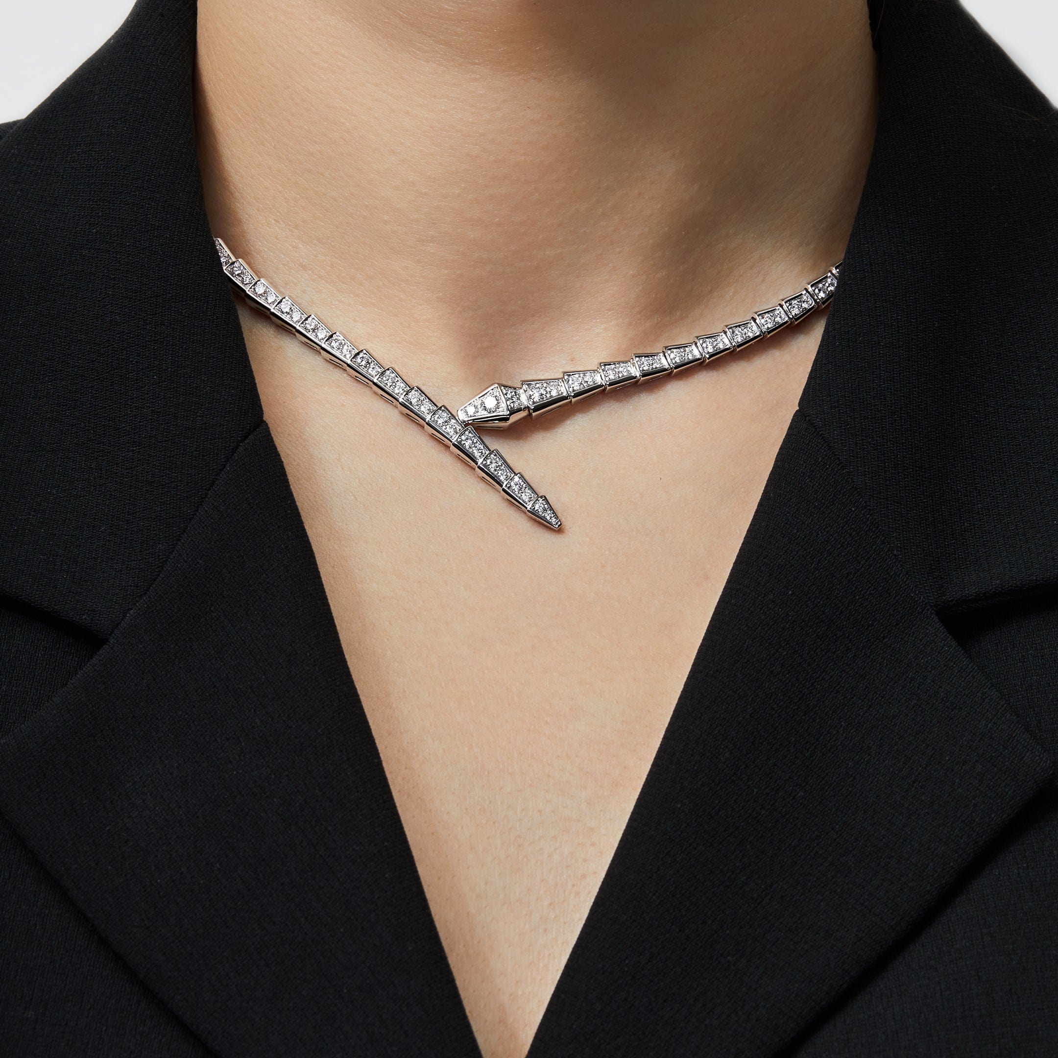 BVLGARI Serpenti Viper Necklace White Gold Pavé Diamonds 360348 Medium - Image 2