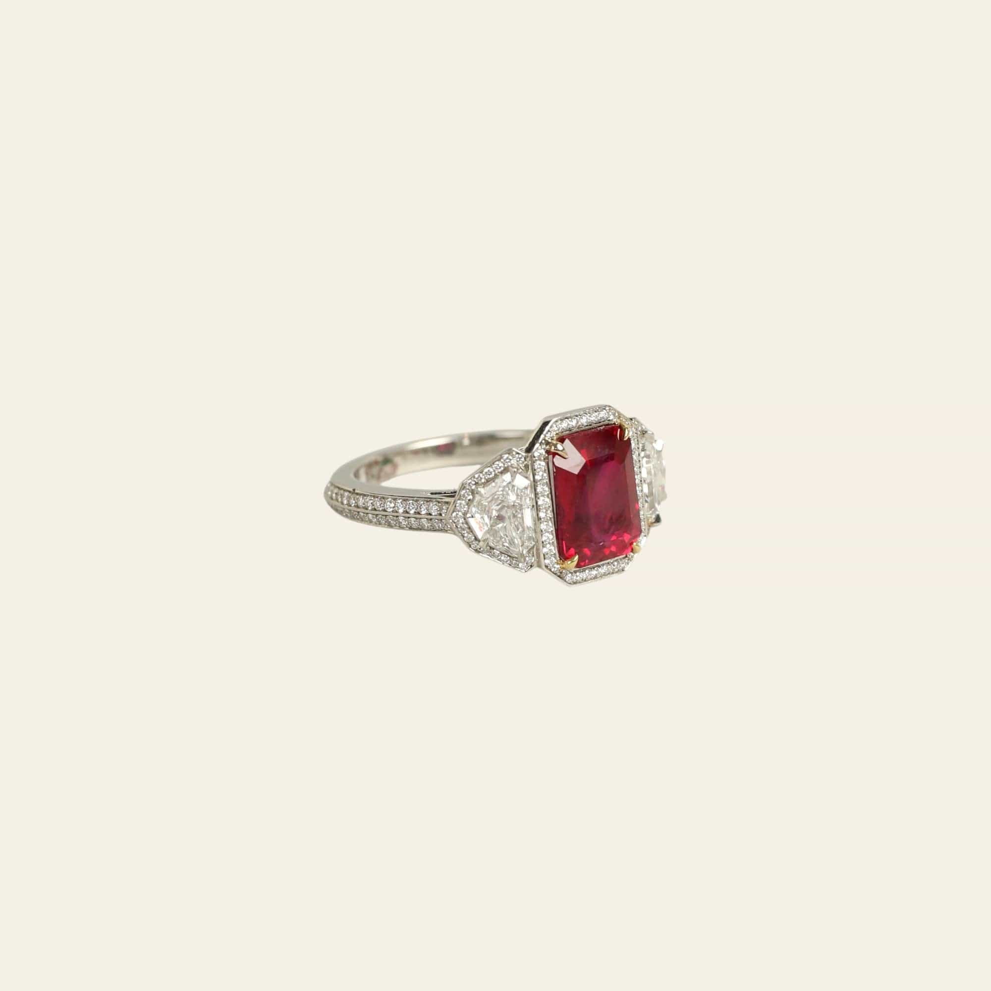Emerald-Cut Ruby and Diamond Ring - Image 4