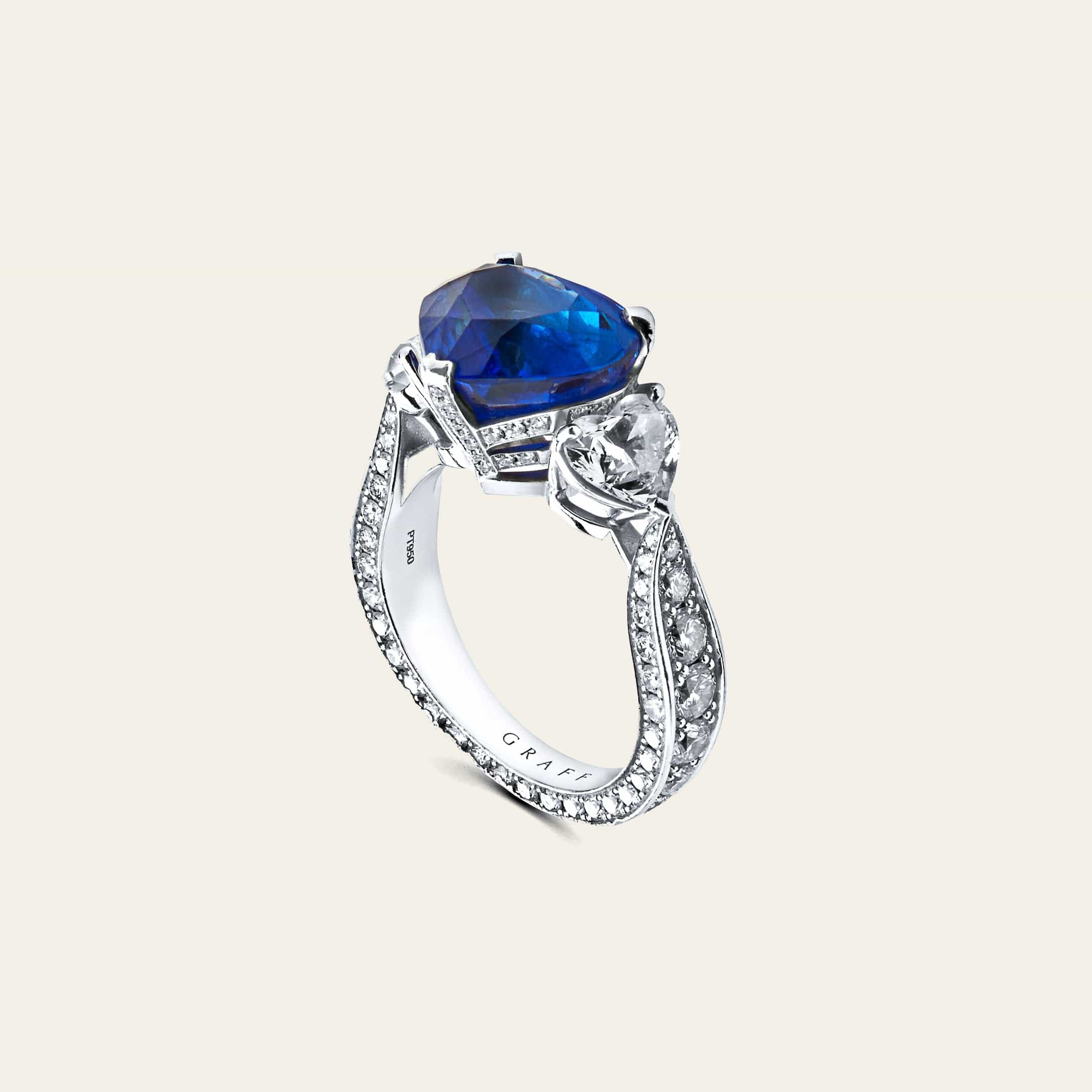 Graff Platinum Heart Shape Blue Sapphire and Diamond Promise Ring - Image 5