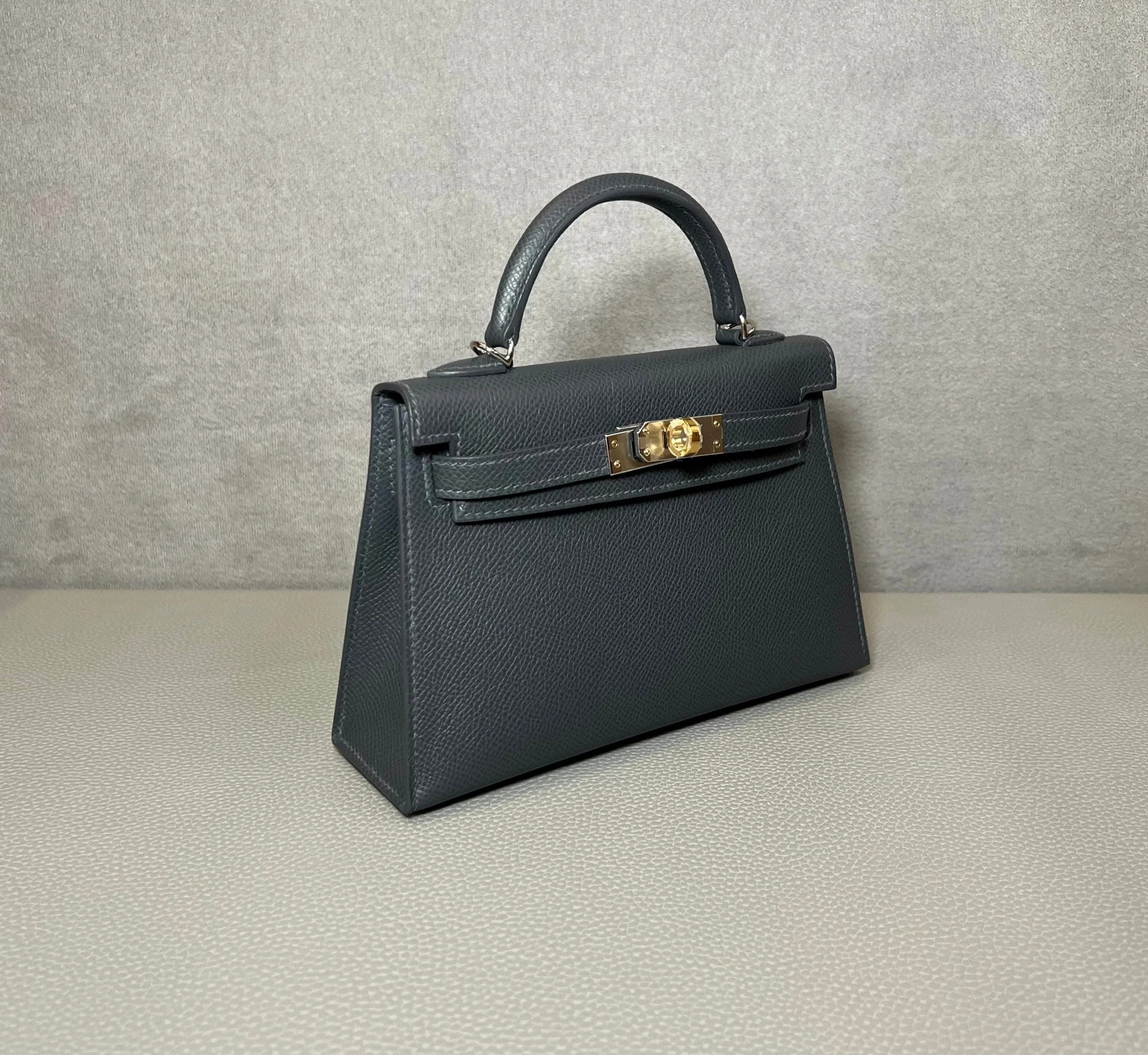 Hermès Ardoise Mini Kelly Sellier 20 Epsom Electrum hardware - Image 5