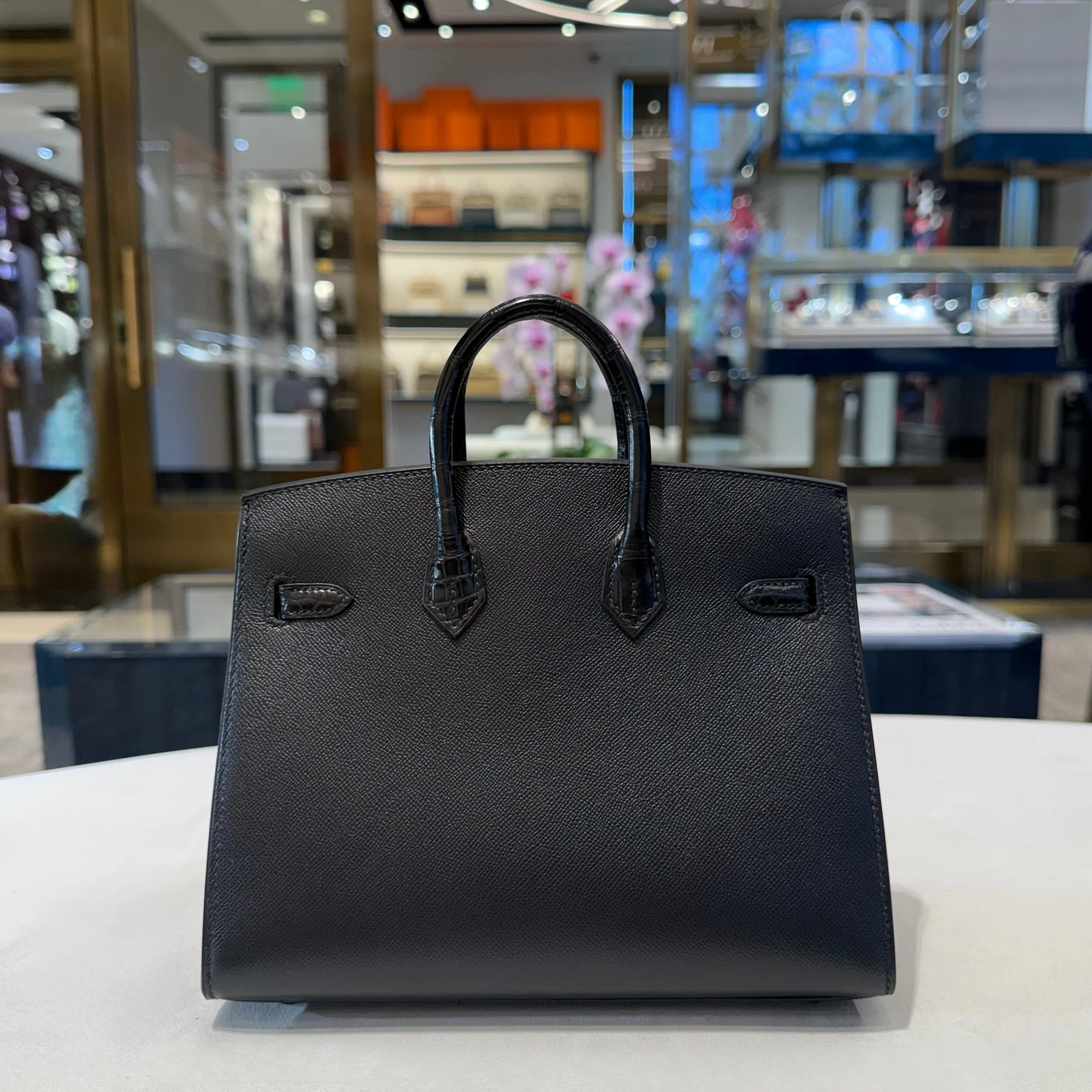 Hermès "Midnight" Faubourg Birkin Sellier 20 Noir Matte Alligator So Black Hardware Limited Edition - Image 4