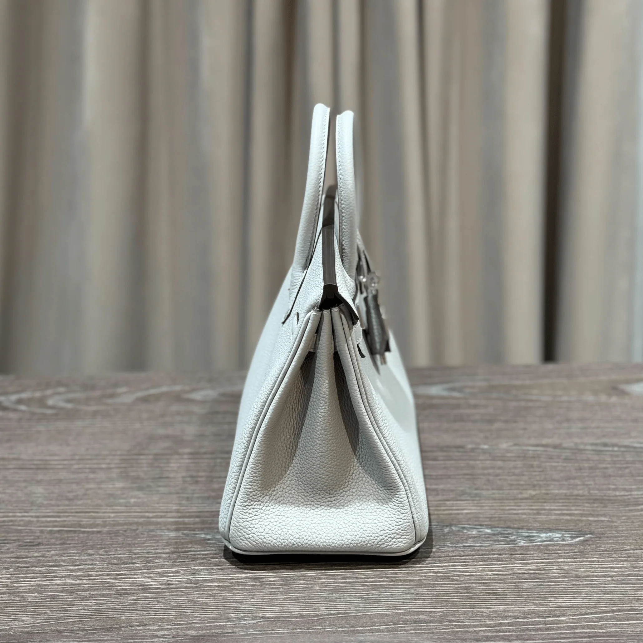 Hermès Bleu Glacier Birkin 25 Togo Palladium Hardware - Image 3
