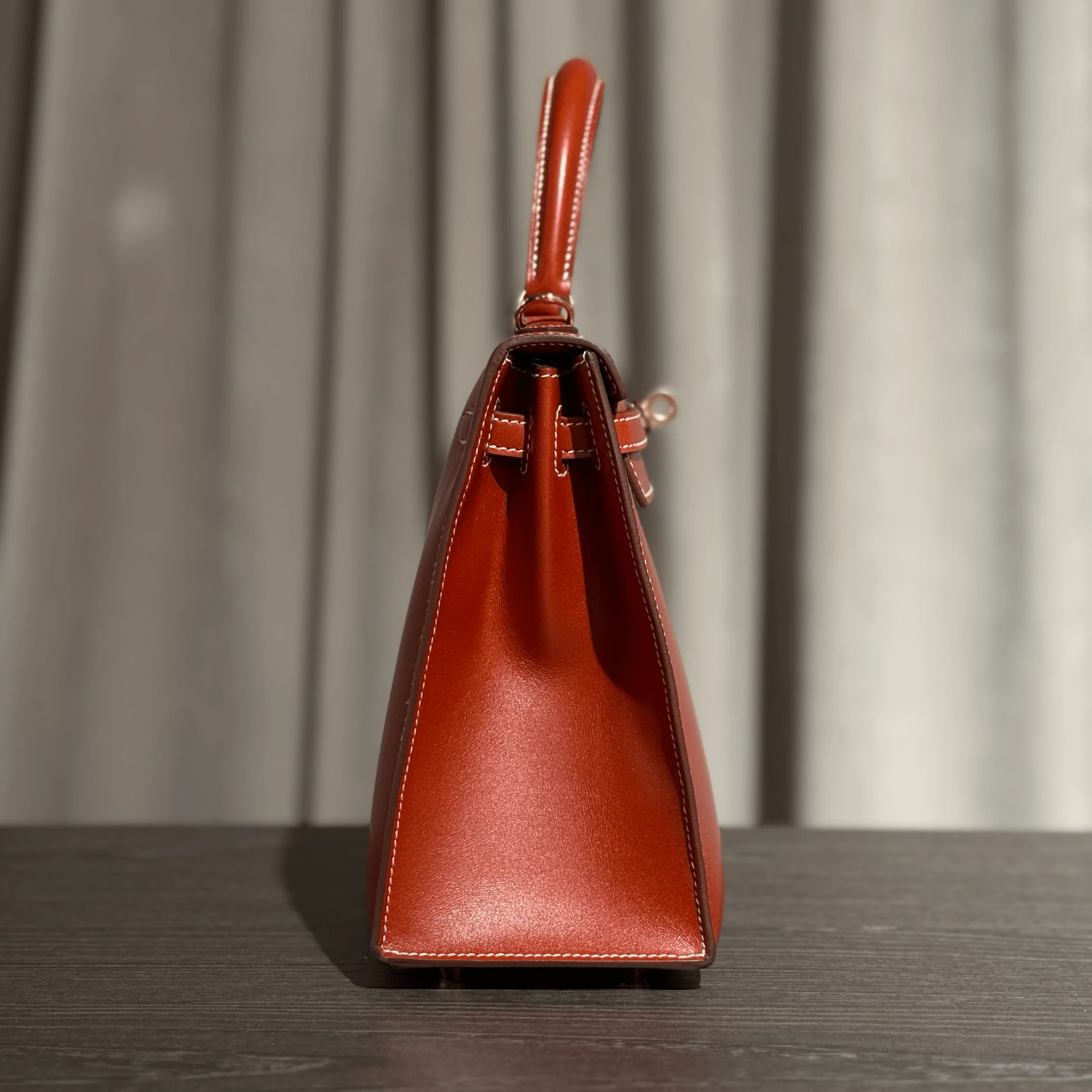 Hermès Brique Kelly Sellier 25 Box Leather Gold Hardware - Image 4