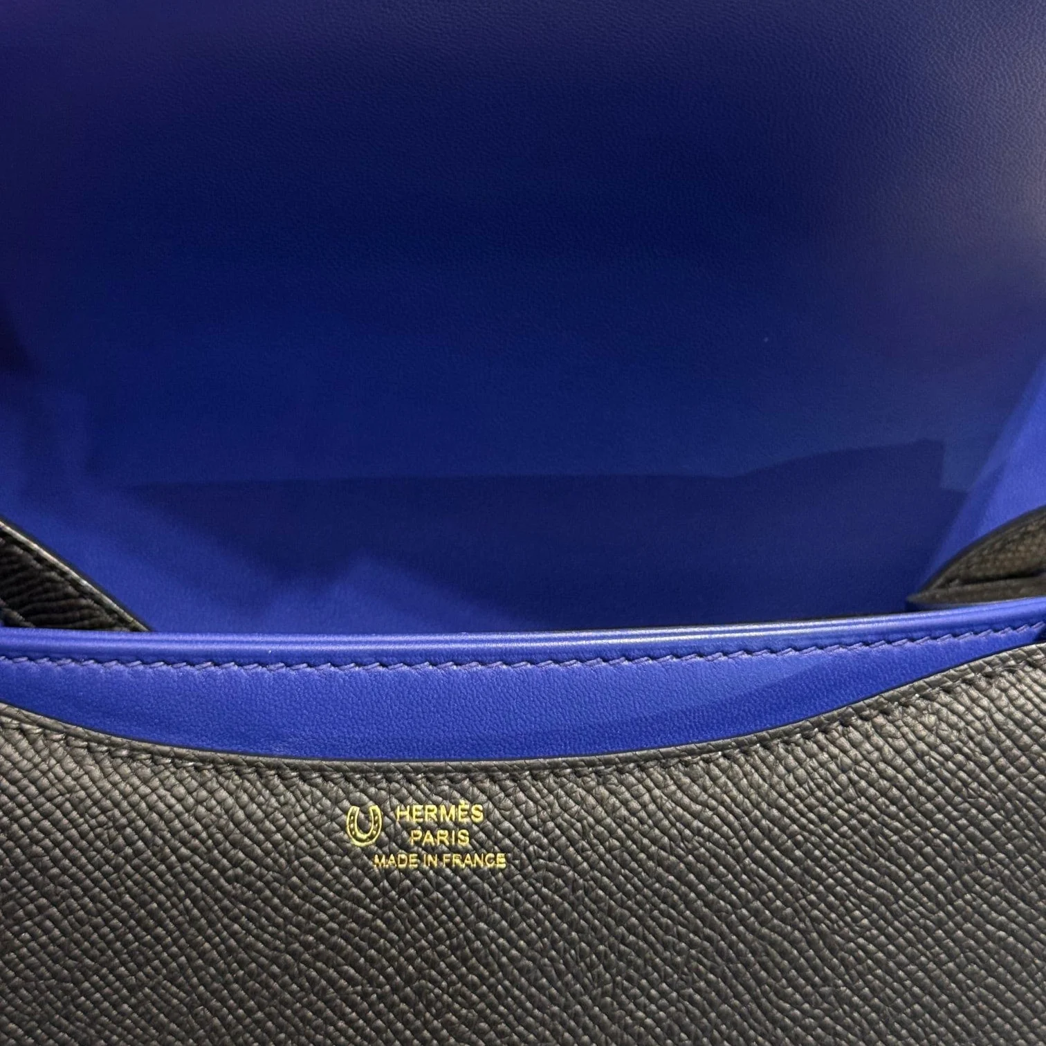 Hermès Noir and Bleu Electrique Constance 18 Verso Epsom Gold Hardware Hermès Special Order HSS - Image 7