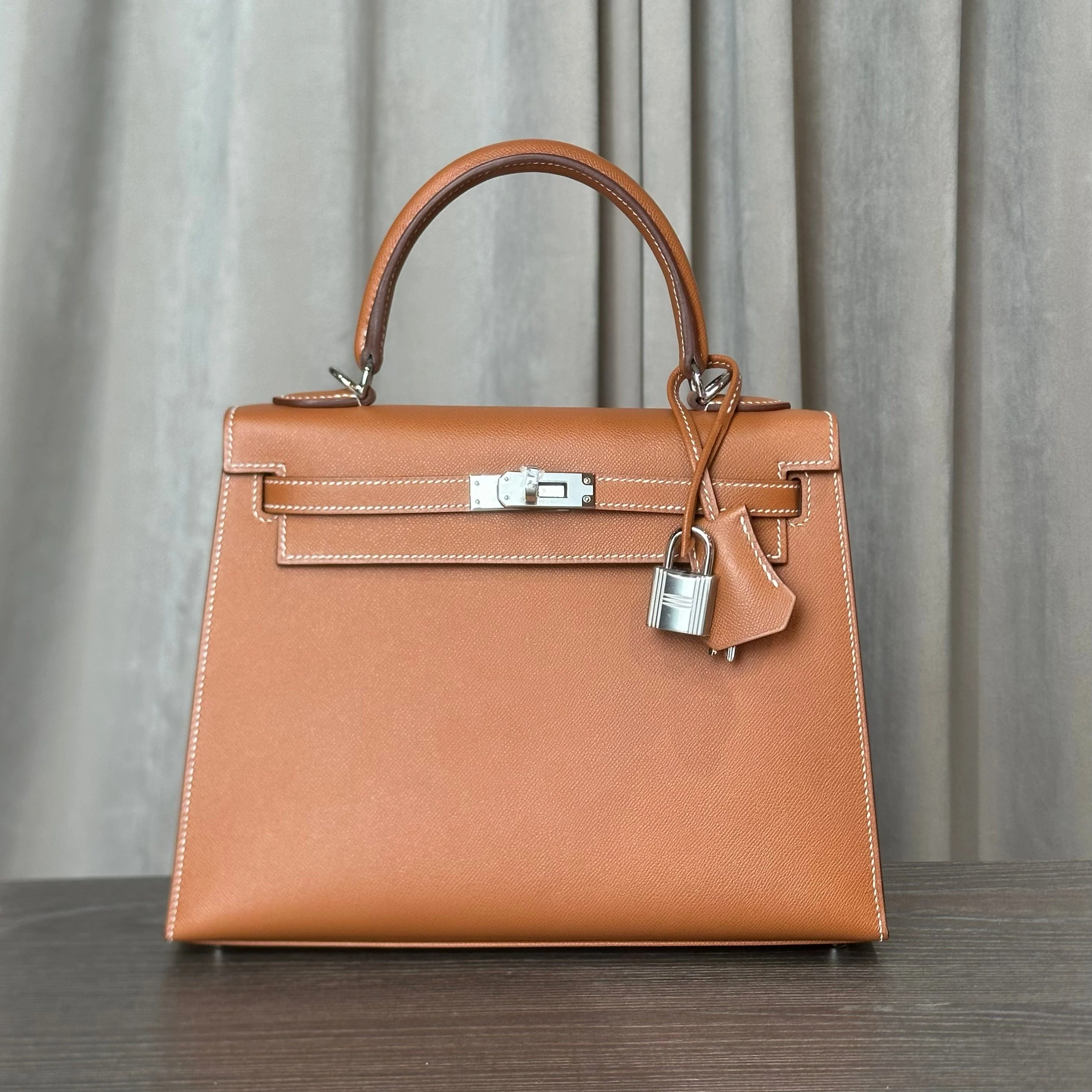 Hermès Gold and Bleu Petrole Kelly Sellier 25 Verso Madame Calfskin Palladium Hardware - Image 3