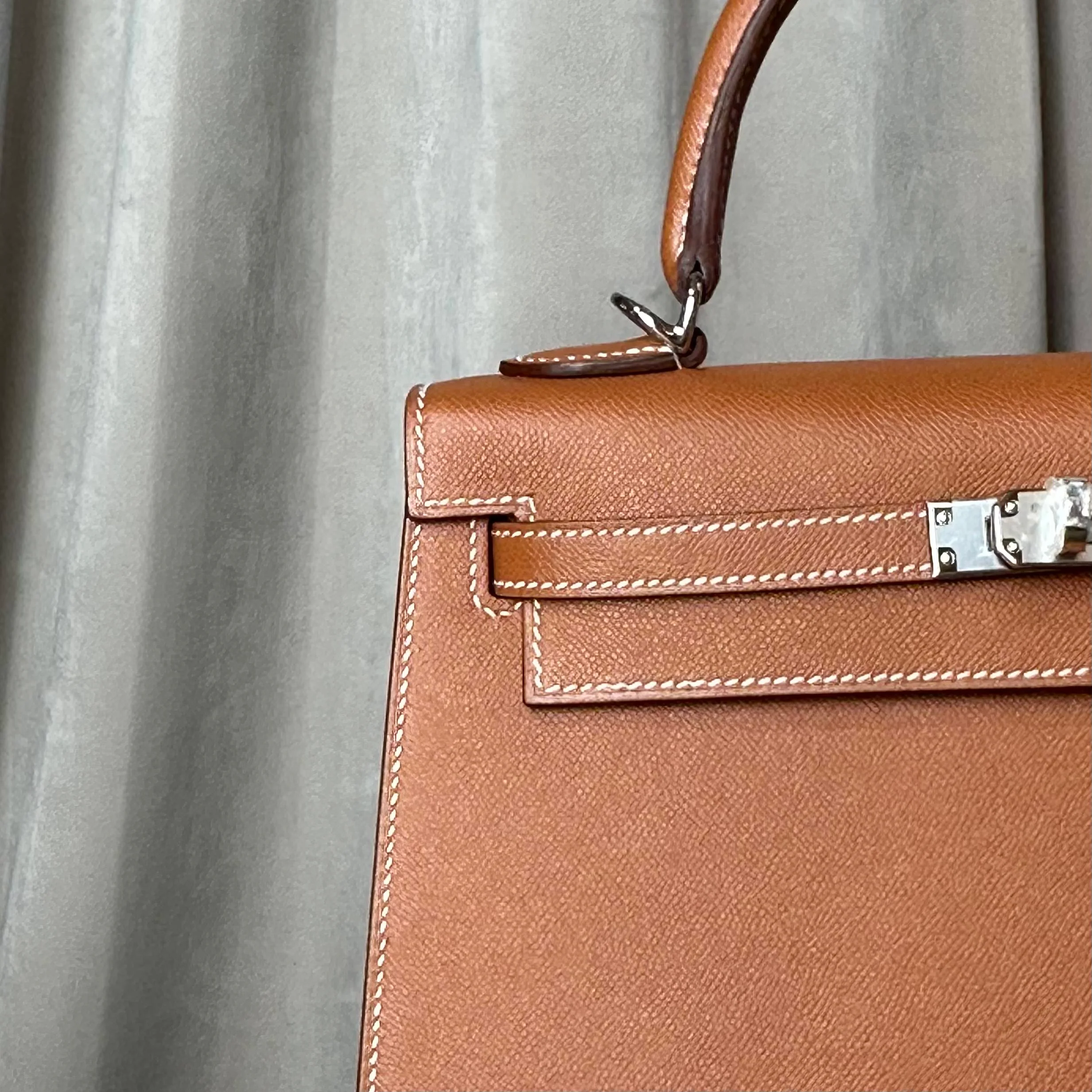 Hermès Gold and Bleu Petrole Kelly Sellier 25 Verso Madame Calfskin Palladium Hardware - Image 4