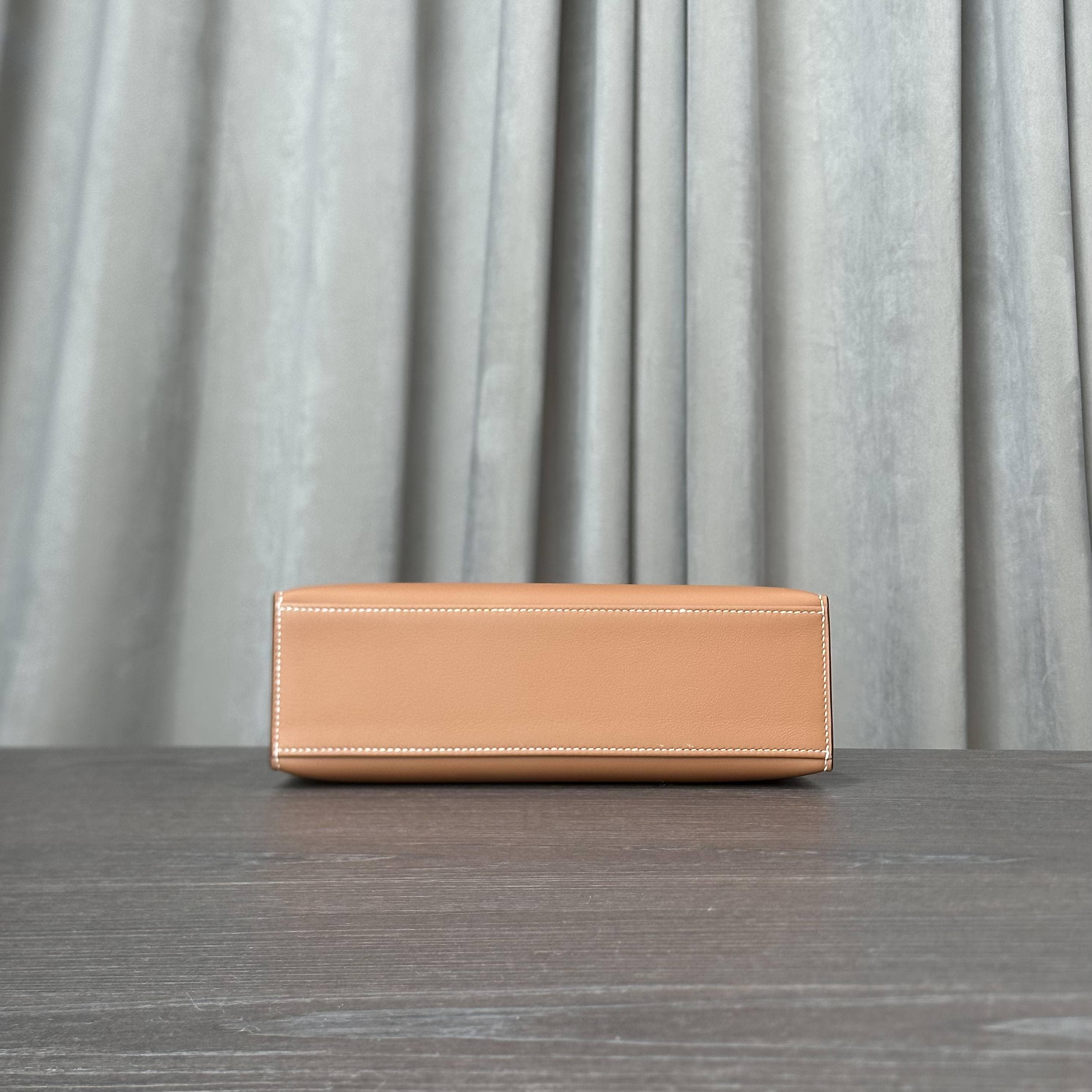 Hermès Gold Kelly Pochette Clutch Swift Gold Hardware - Image 6