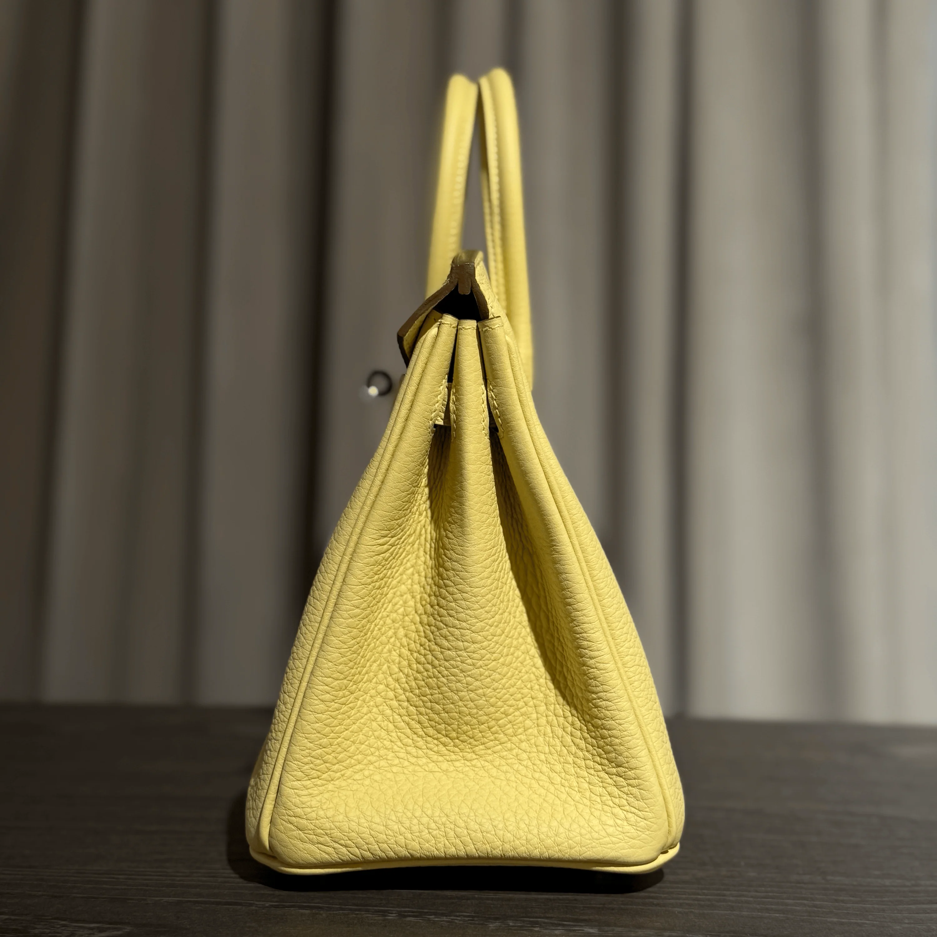Hermès Jaune Poussin Birkin 25 Togo Palladium Hardware - Image 5