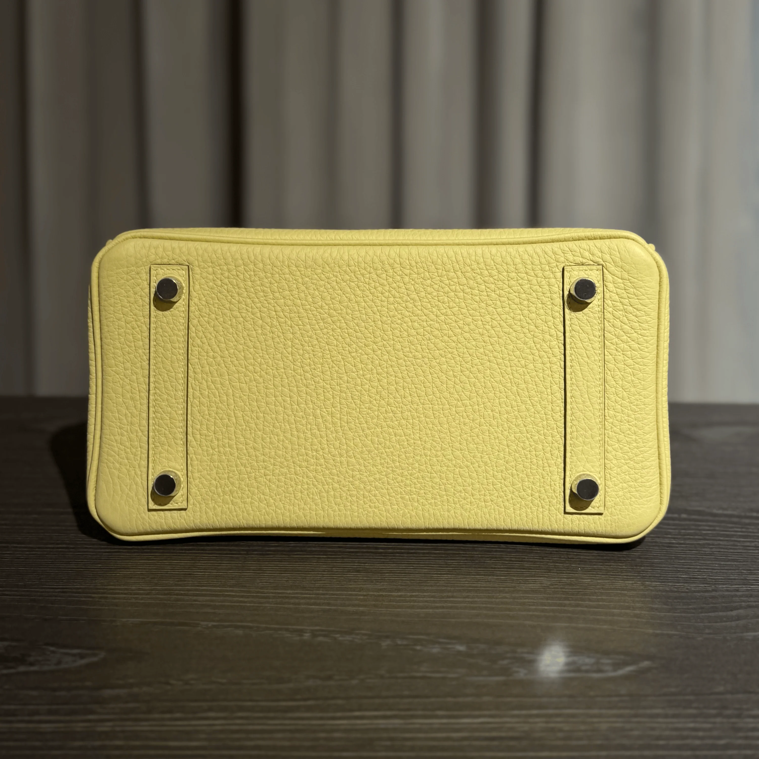 Hermès Jaune Poussin Birkin 25 Togo Palladium Hardware - Image 6