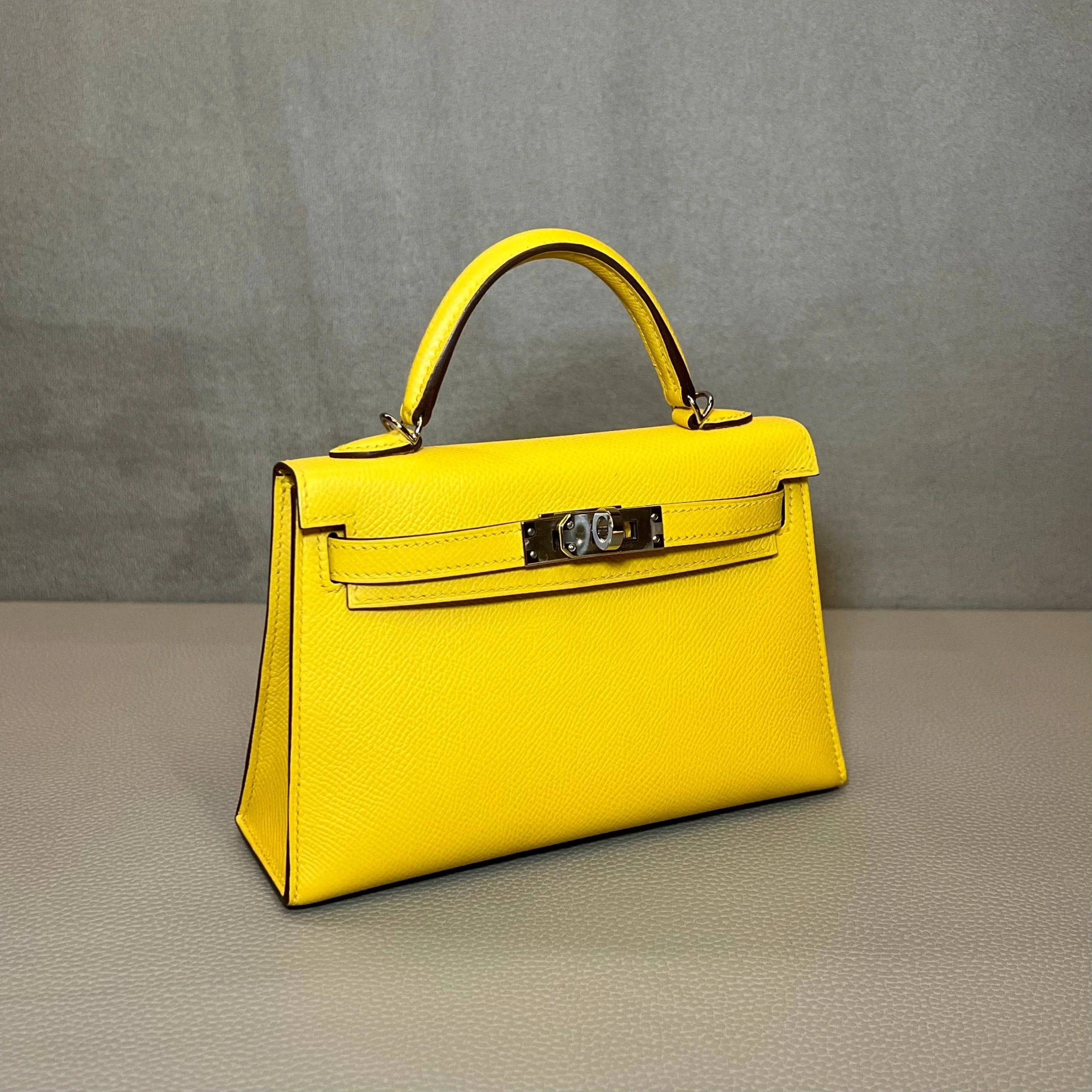Hermès Jaune de Naples Mini Kelly 20 Sellier Mini Epsom Palladium Hardware - Image 5