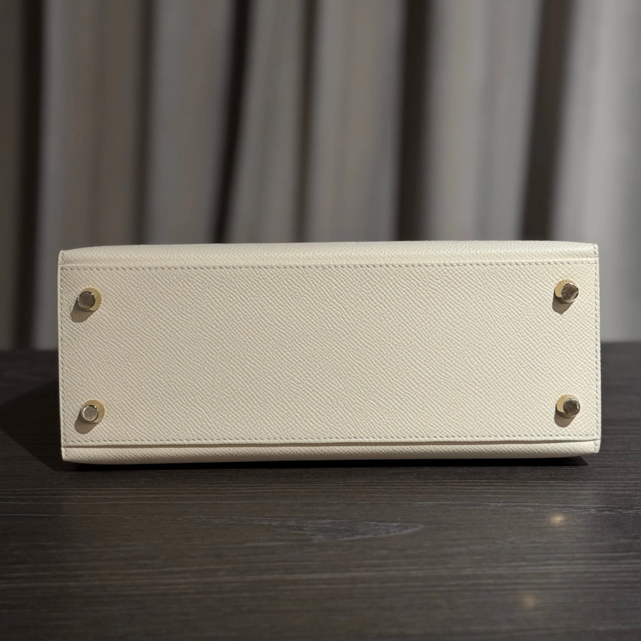 Hermès Nata Kelly Sellier 25 Epsom Gold Hardware - Image 6