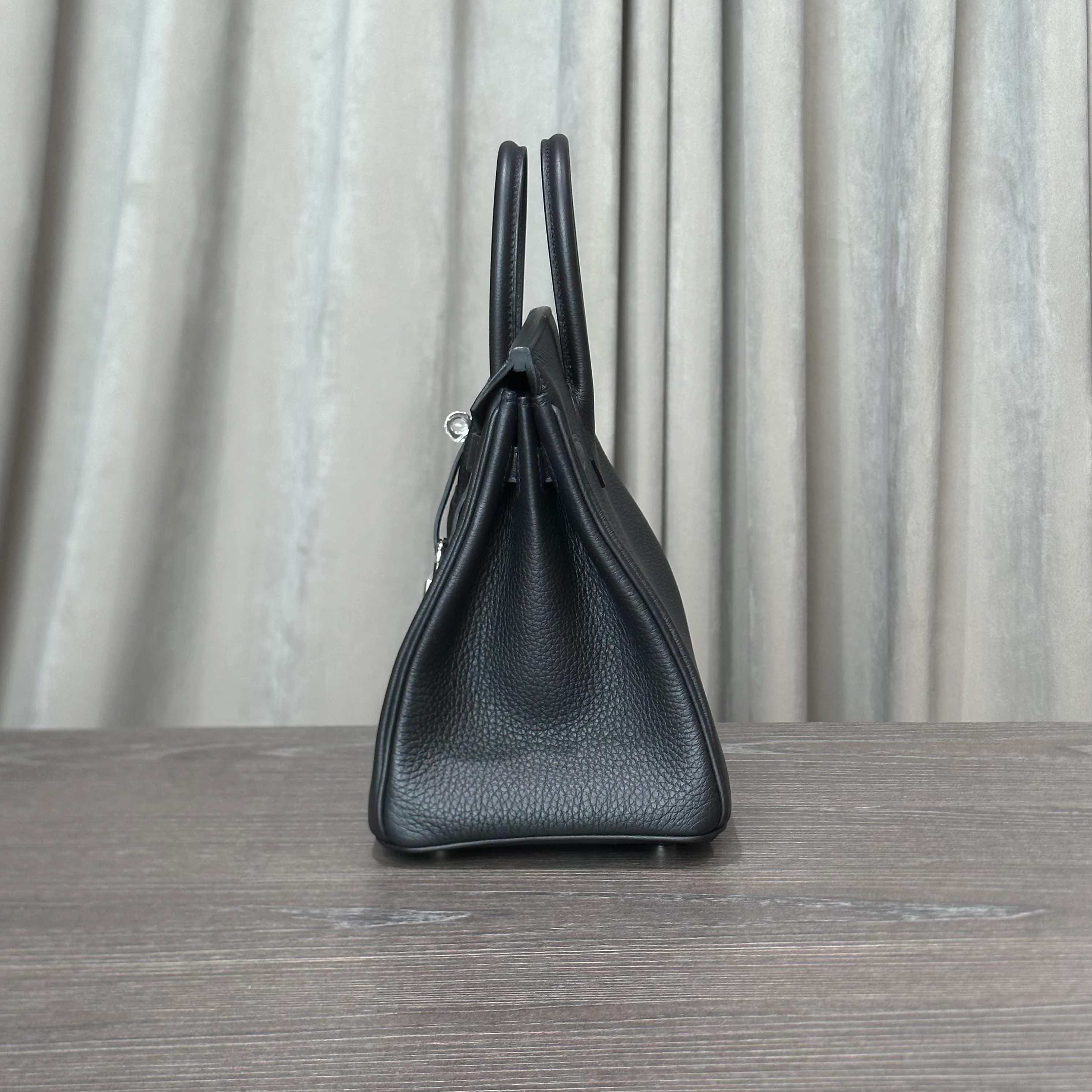 Hermès Noir Birkin 25 Togo Palladium Hardware - Image 4