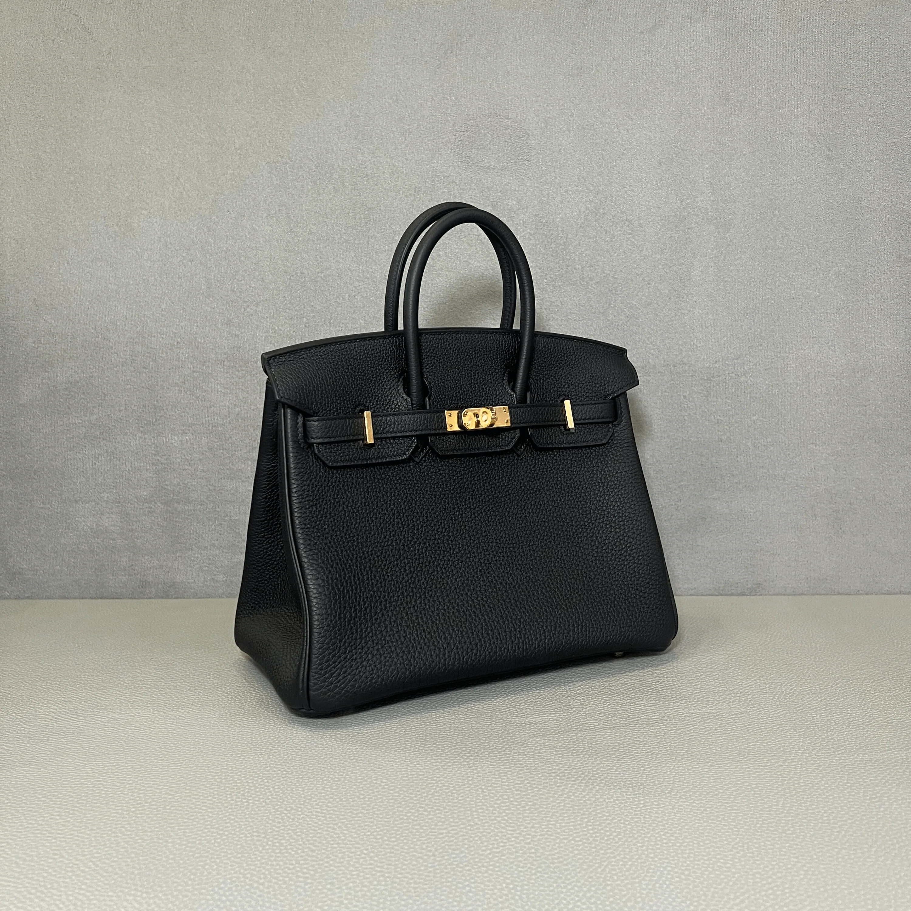 Hermès Noir Birkin 25 Togo Rose Gold Hardware - Image 3
