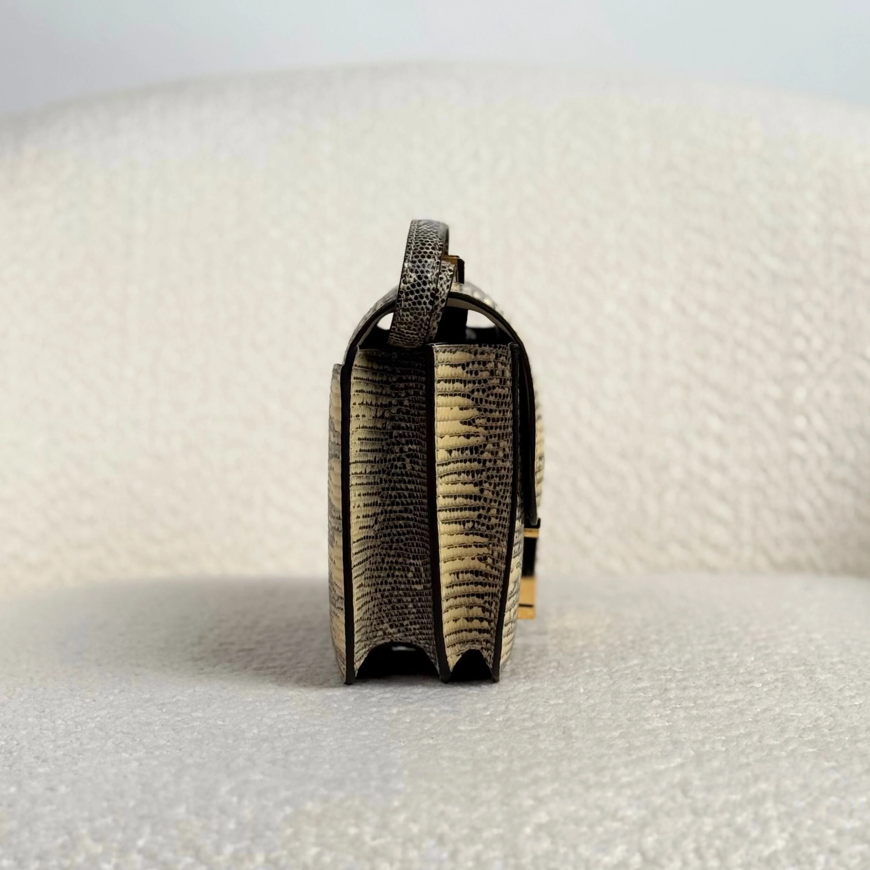 Hermès Ombre Mini Constance 18 Lizard Varanus Salvator Gold Hardware - Image 3