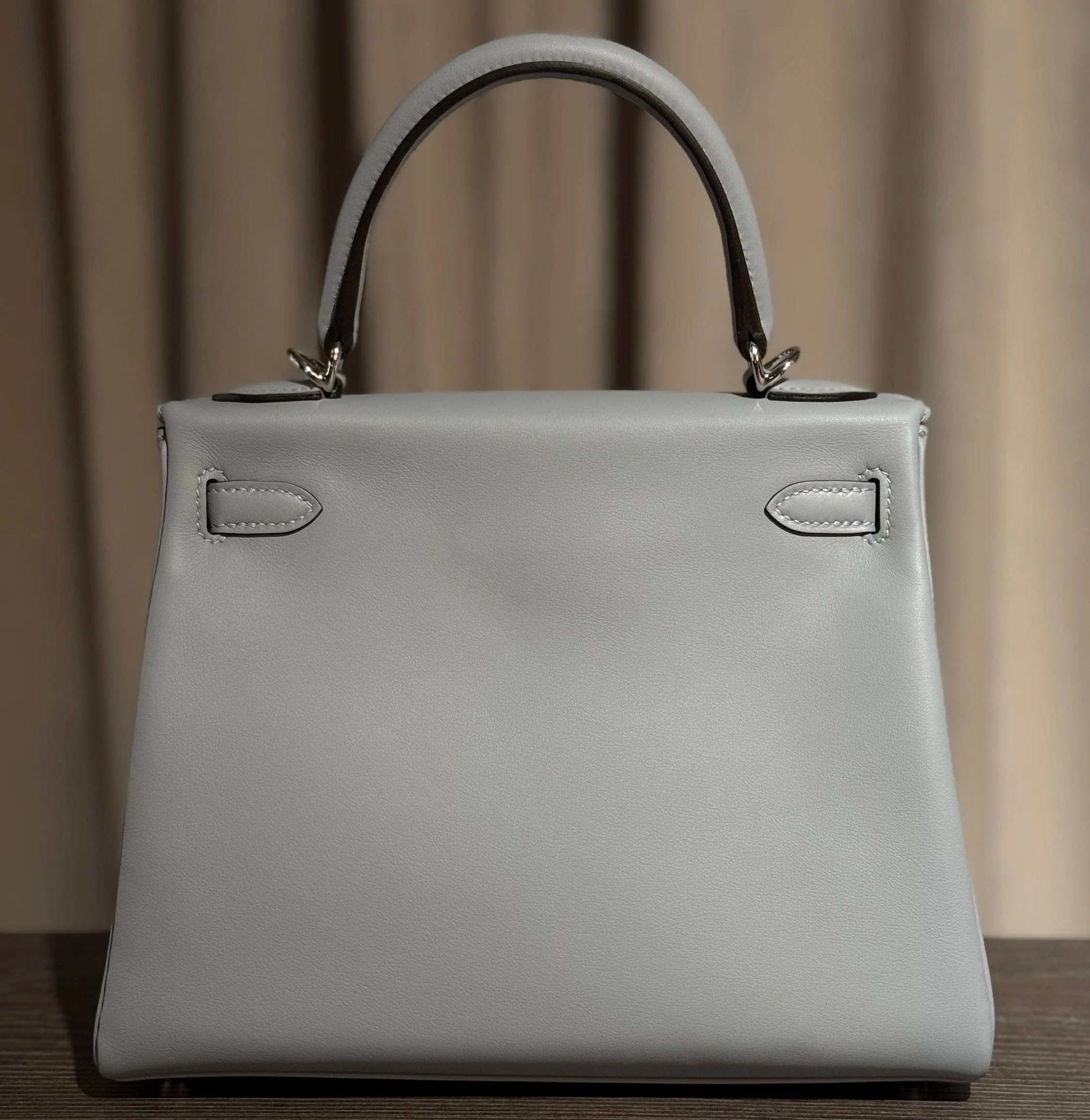 Hermès P0 Gris Pantin Kelly Retourne 25 Swift Palladium Hardware - Image 4