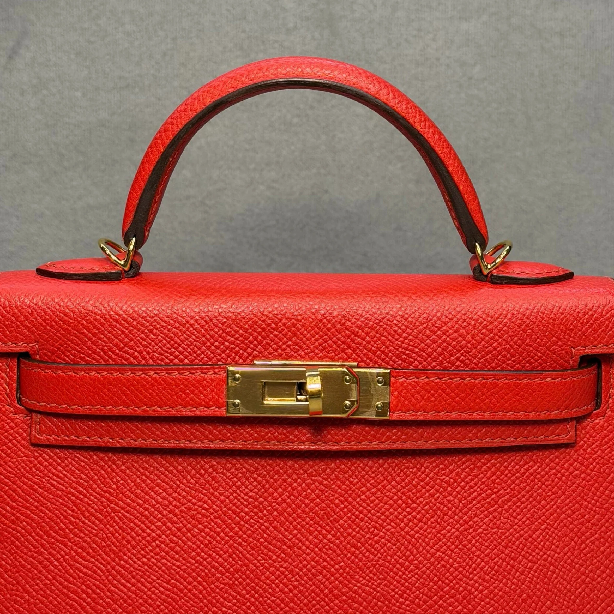 Hermès Rouge Tomate Mini Kelly Sellier 20 Epsom Gold Hardware - Image 4