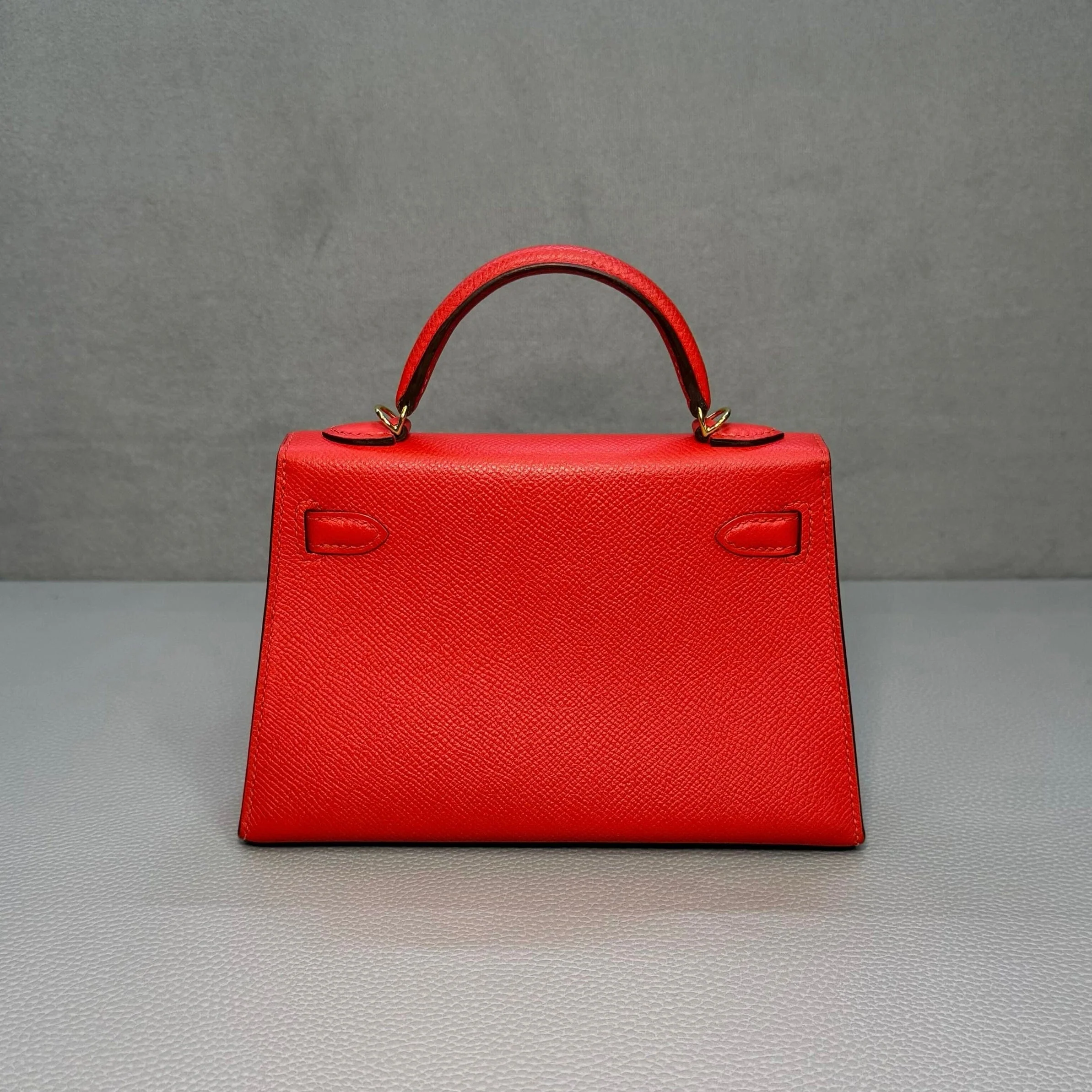 Hermès Rouge Tomate Mini Kelly Sellier 20 Epsom Gold Hardware - Image 5