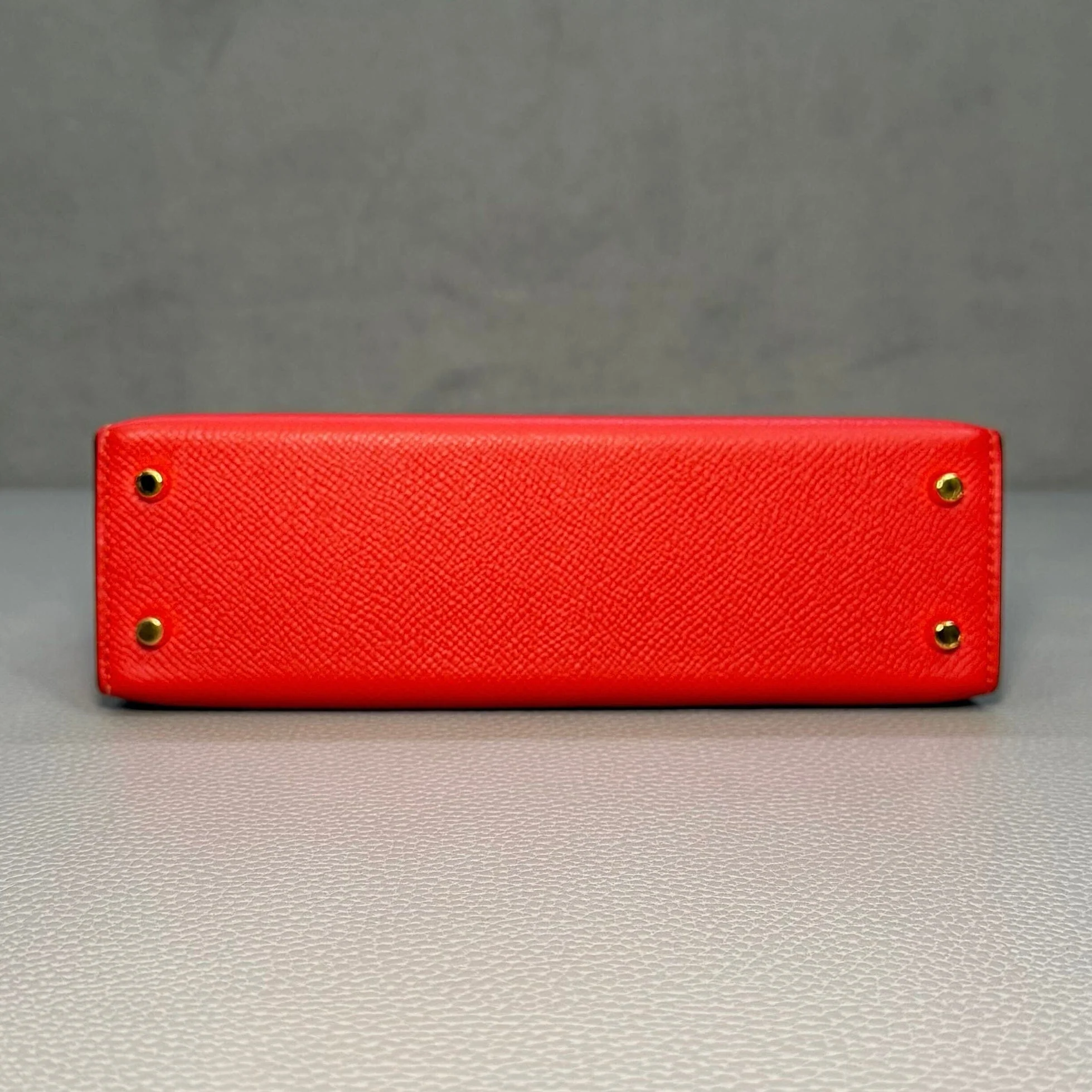 Hermès Rouge Tomate Mini Kelly Sellier 20 Epsom Gold Hardware - Image 8