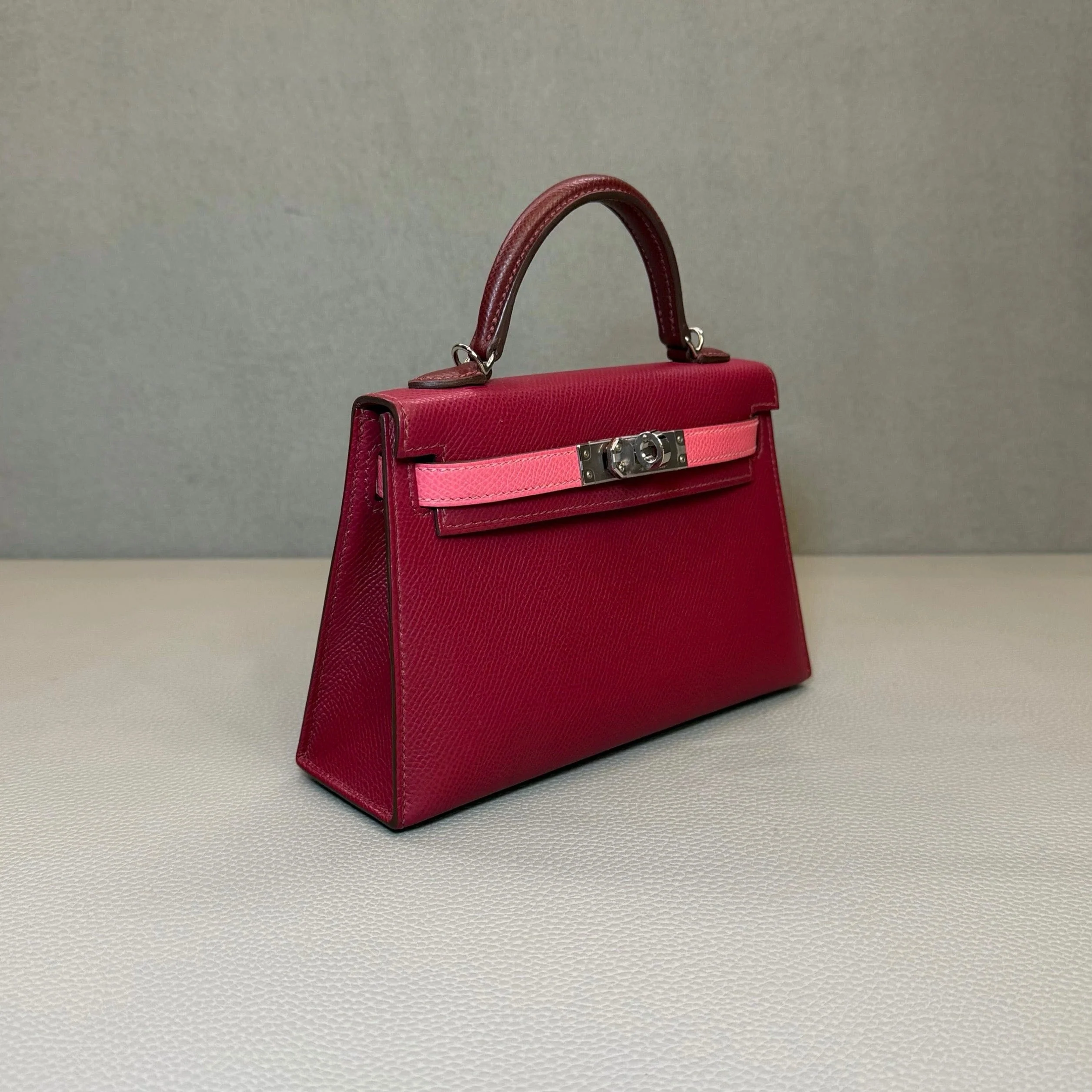 Hermès Rubis Rose Azalee Rouge Mini Kelly Sellier 20 Tricolore Epsom Palladium Hardware - Image 4