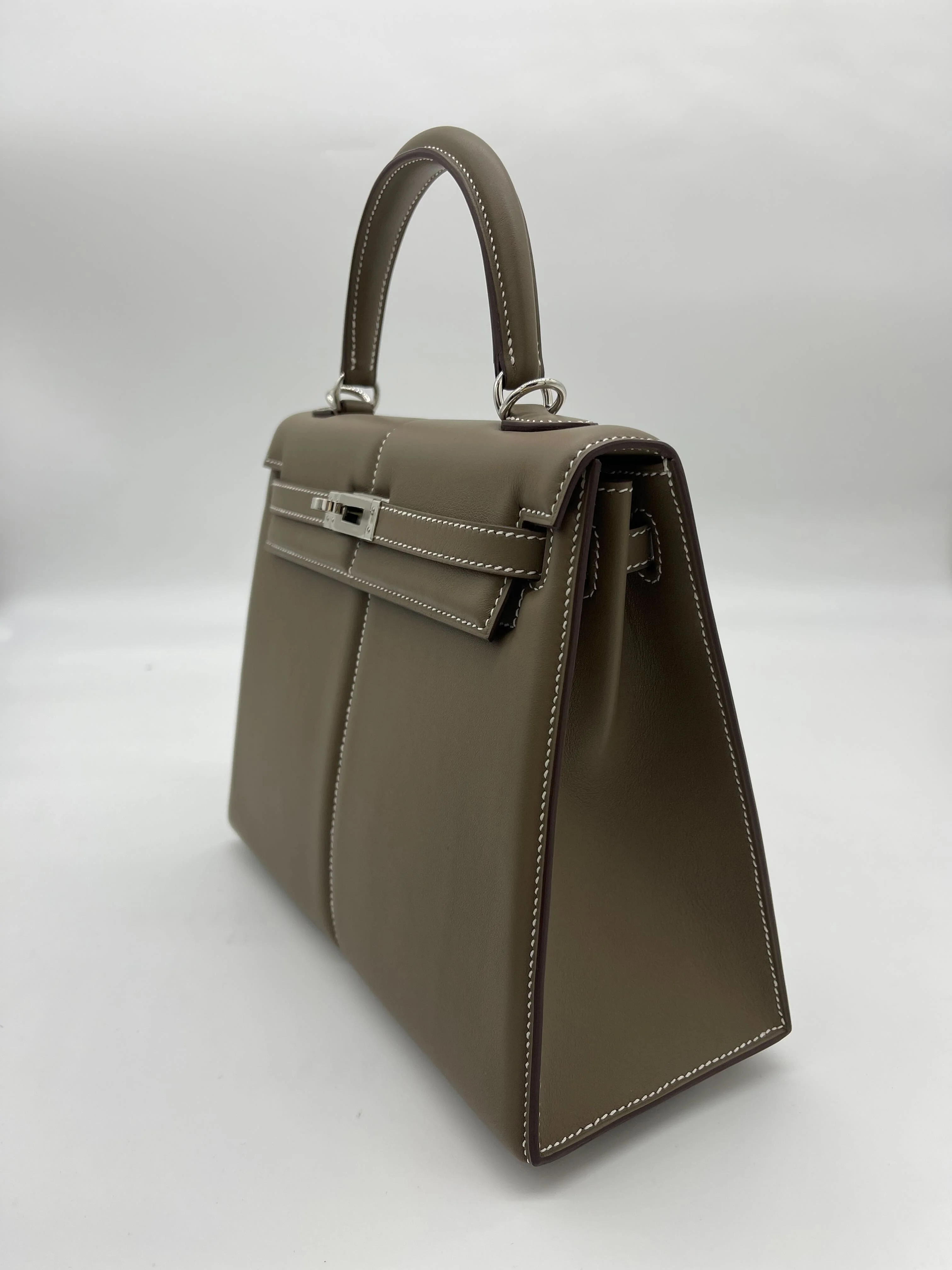 Hermès Etoupe Kelly 25 Swift Padded Palladium Hardware Limited Edition - Image 5