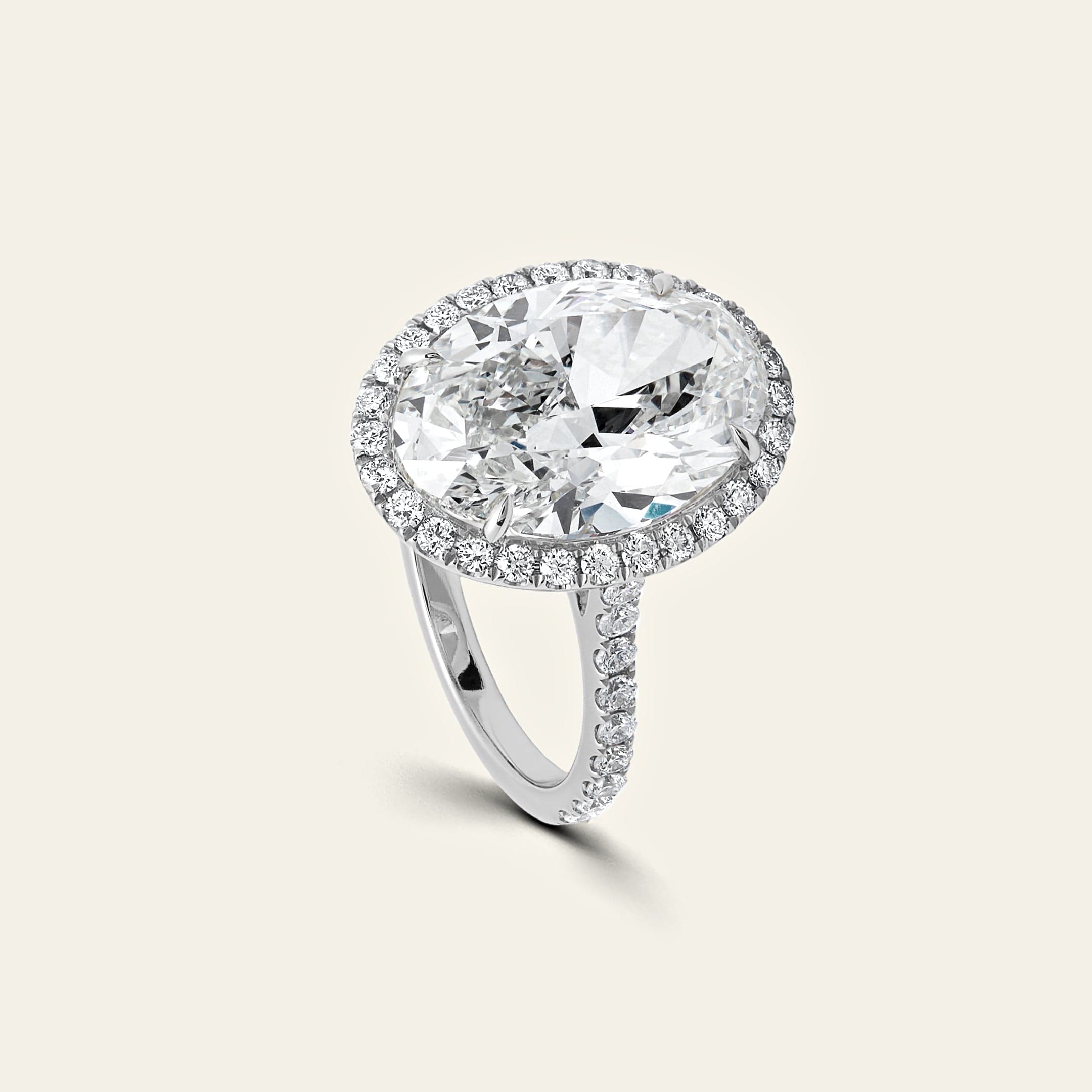 Oval Diamond Engagement Ring - Image 4