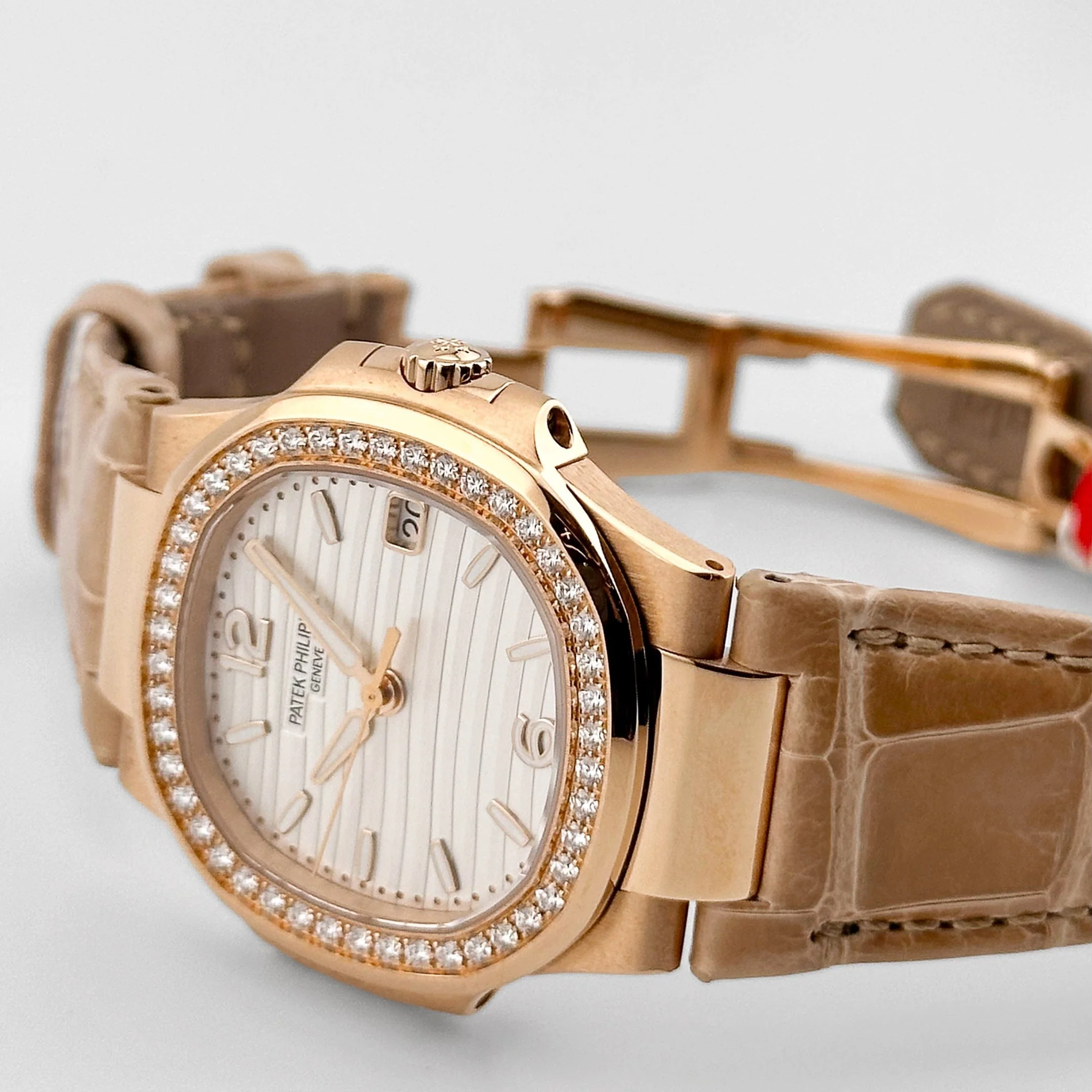 Patek Philippe Nautilus 7010R-011 'Ladies' Rose Gold Silvery Opaline Dial Diamond Bezel - Image 3