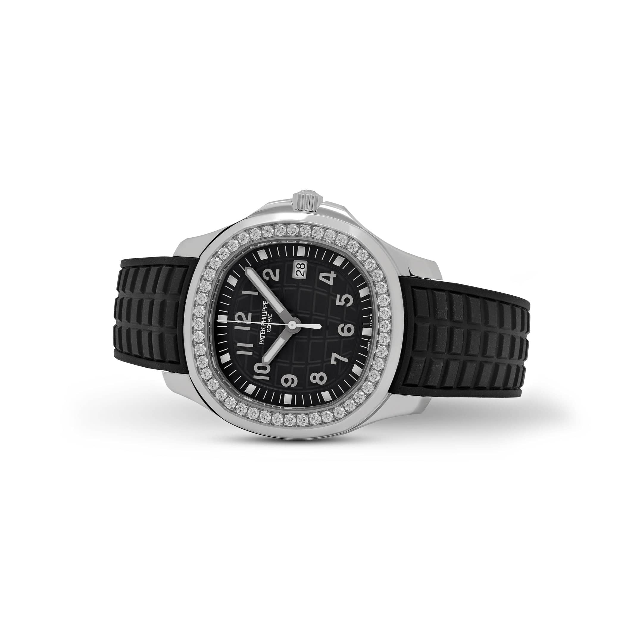 Patek Philippe Aquanaut Luce 5267/200A-001 Stainless Steel Black Dial Diamond Bezel (2025) - Image 4