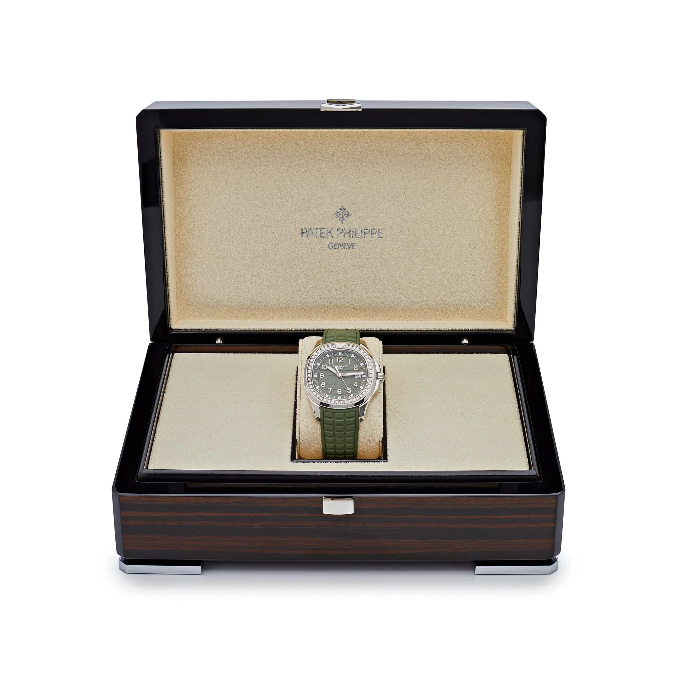 Patek Philippe Aquanaut Luce 5267/200A-011 Stainless Steel Green Dial Diamond Bezel (2025) - Image 7