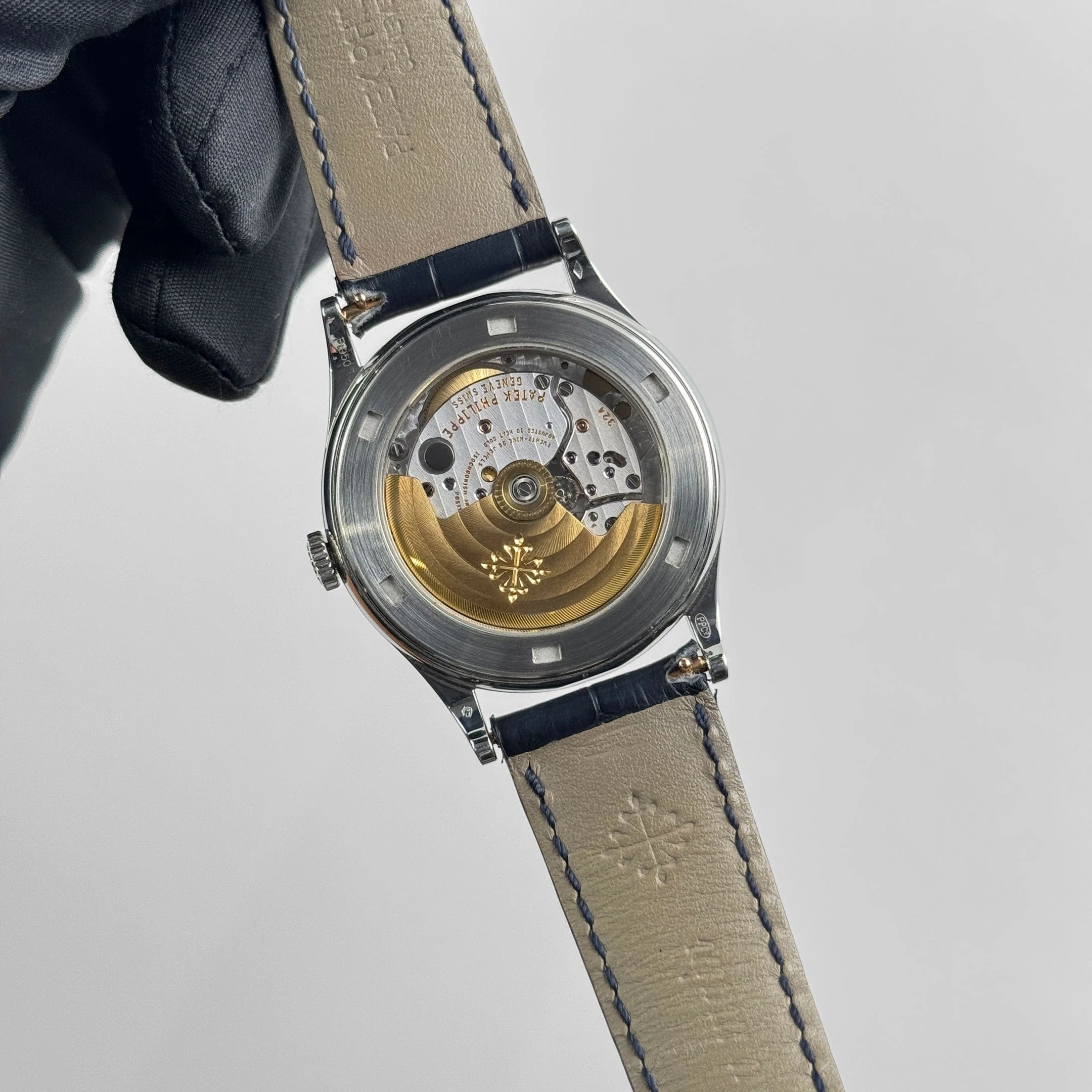 Patek Philippe Calatrava 5298P-012 Platinum Black Diamond Dial Diamond Bezel (2015) - Image 10