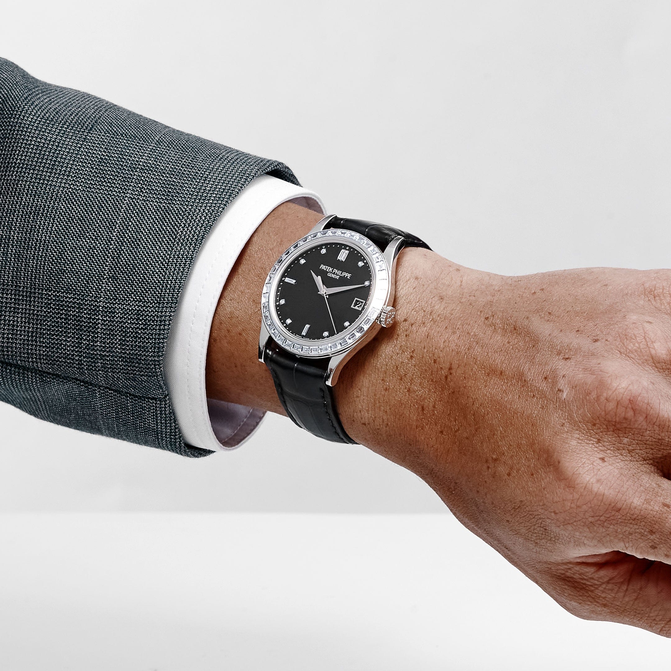 Patek Philippe Calatrava 5298P-012 Platinum Black Diamond Dial Diamond Bezel (2015) - Image 3