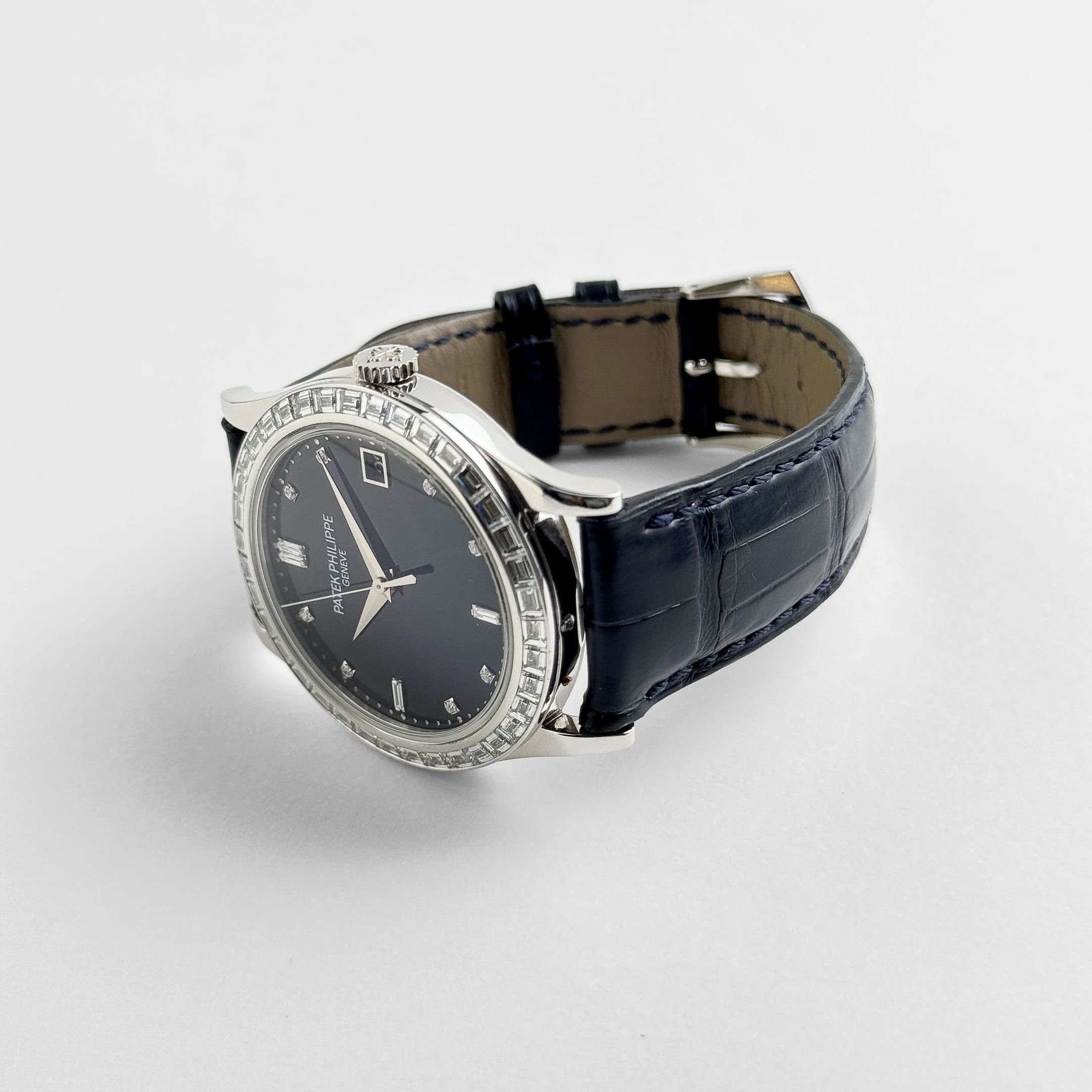 Patek Philippe Calatrava 5298P-012 Platinum Black Diamond Dial Diamond Bezel (2015) - Image 5