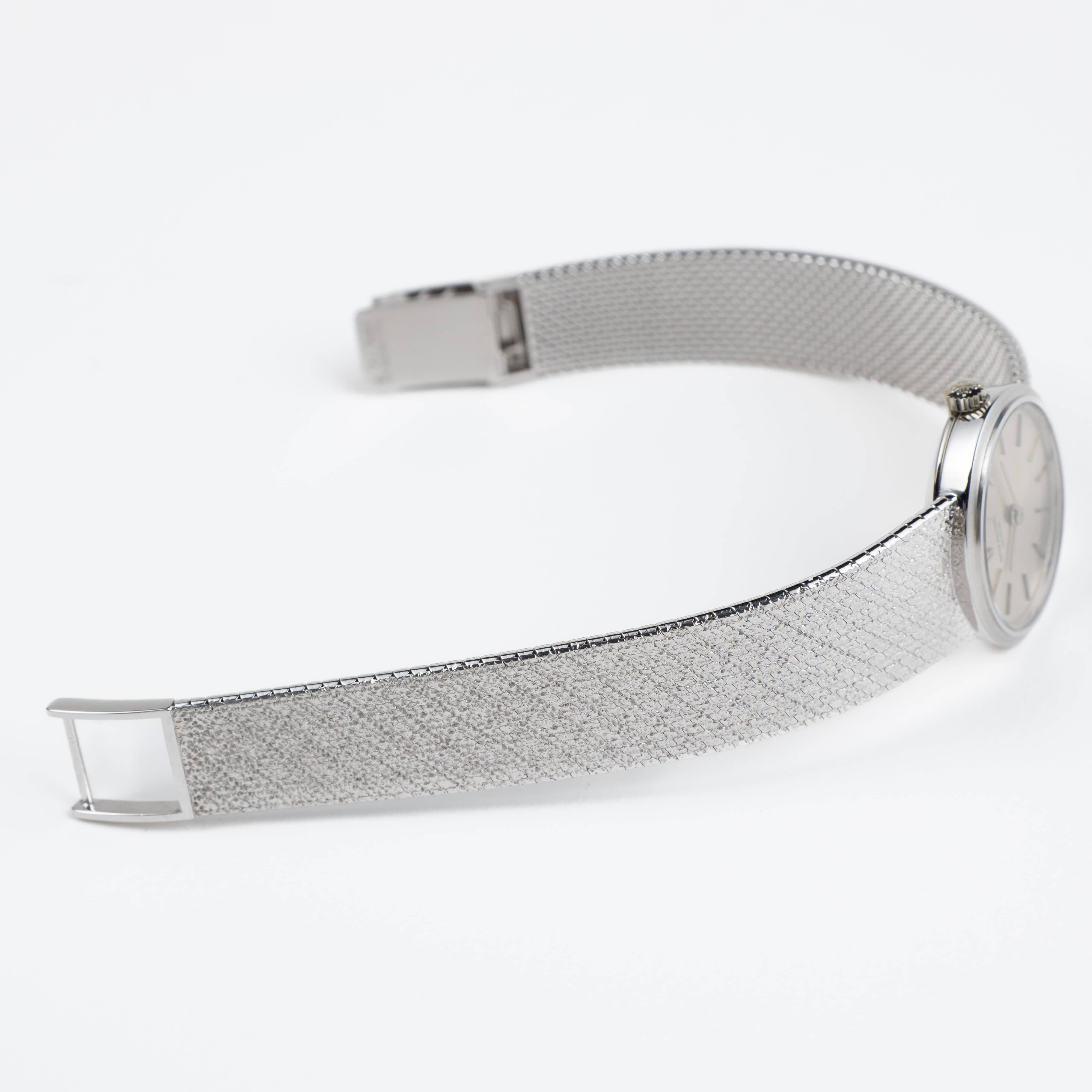 Patek Philippe Ellipse 3349 White Gold Silver Dial - Image 11