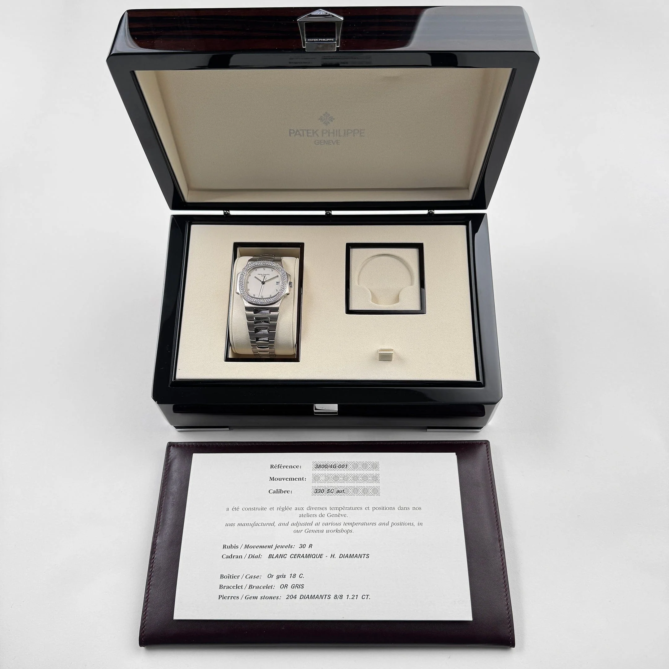 Patek Philippe Nautilus 3800/4G-001 White Gold White Dial Diamond Set (2004) - Image 13