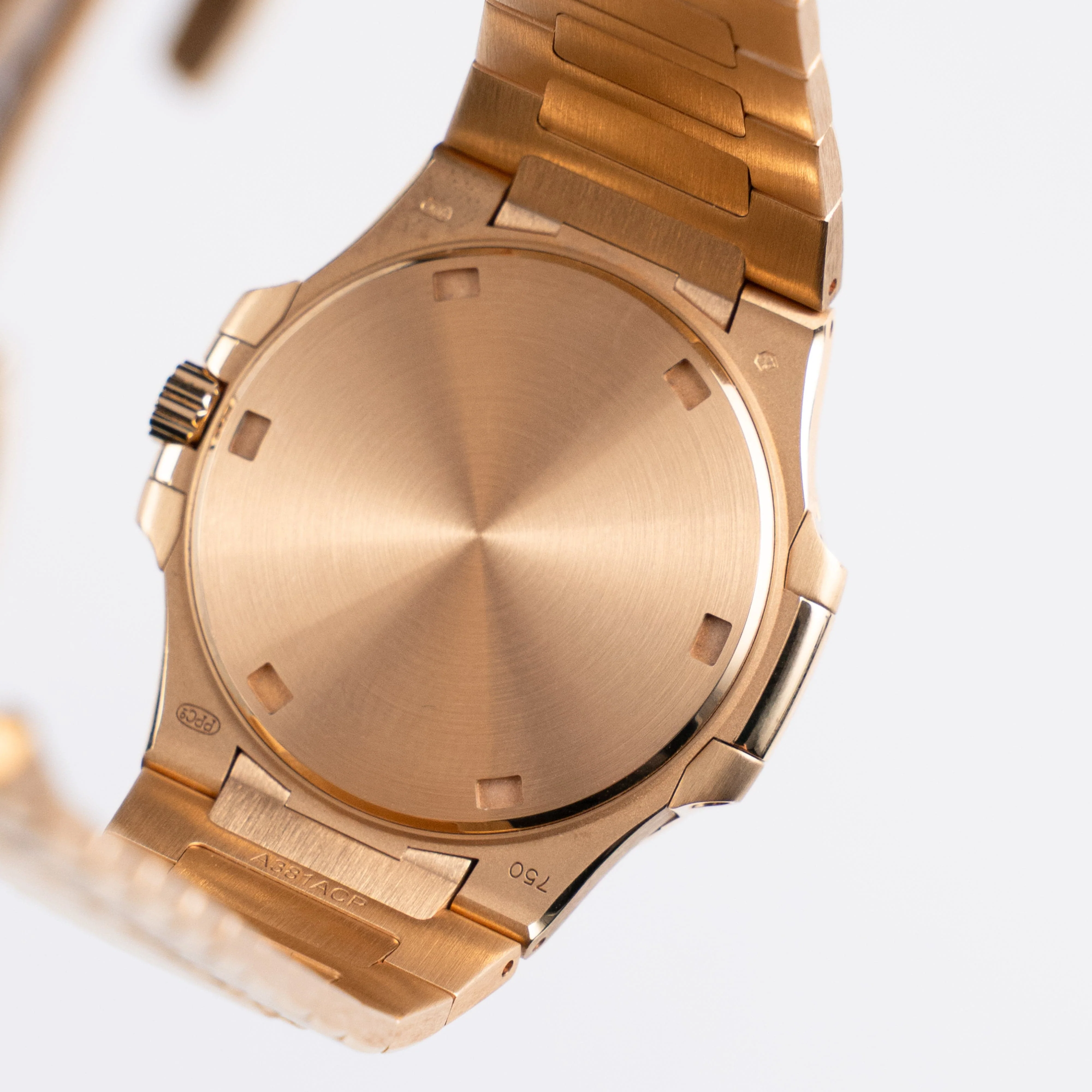 Patek Philippe Nautilus 7010/1R-011 'Ladies' Rose Gold Silver Dial Diamond Bezel Quartz (2019) - Image 12