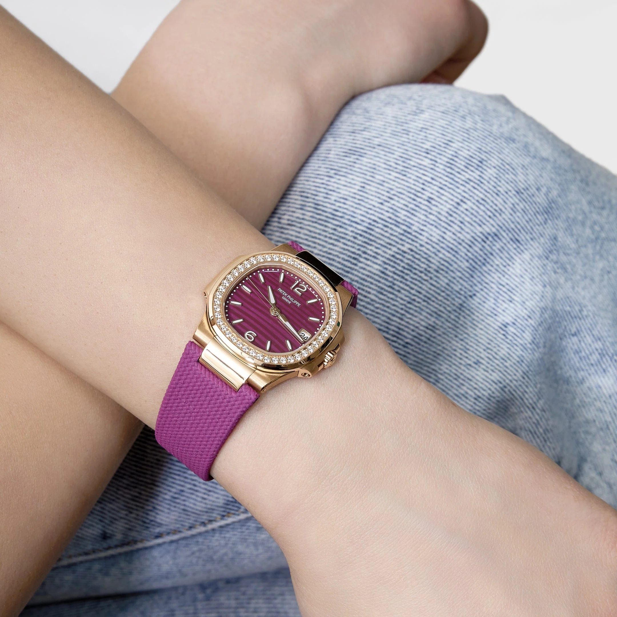 Patek Philippe Nautilus 7010R-013 'Ladies' Rose Gold Purple Dial Diamond Bezel (2026) - Image 2