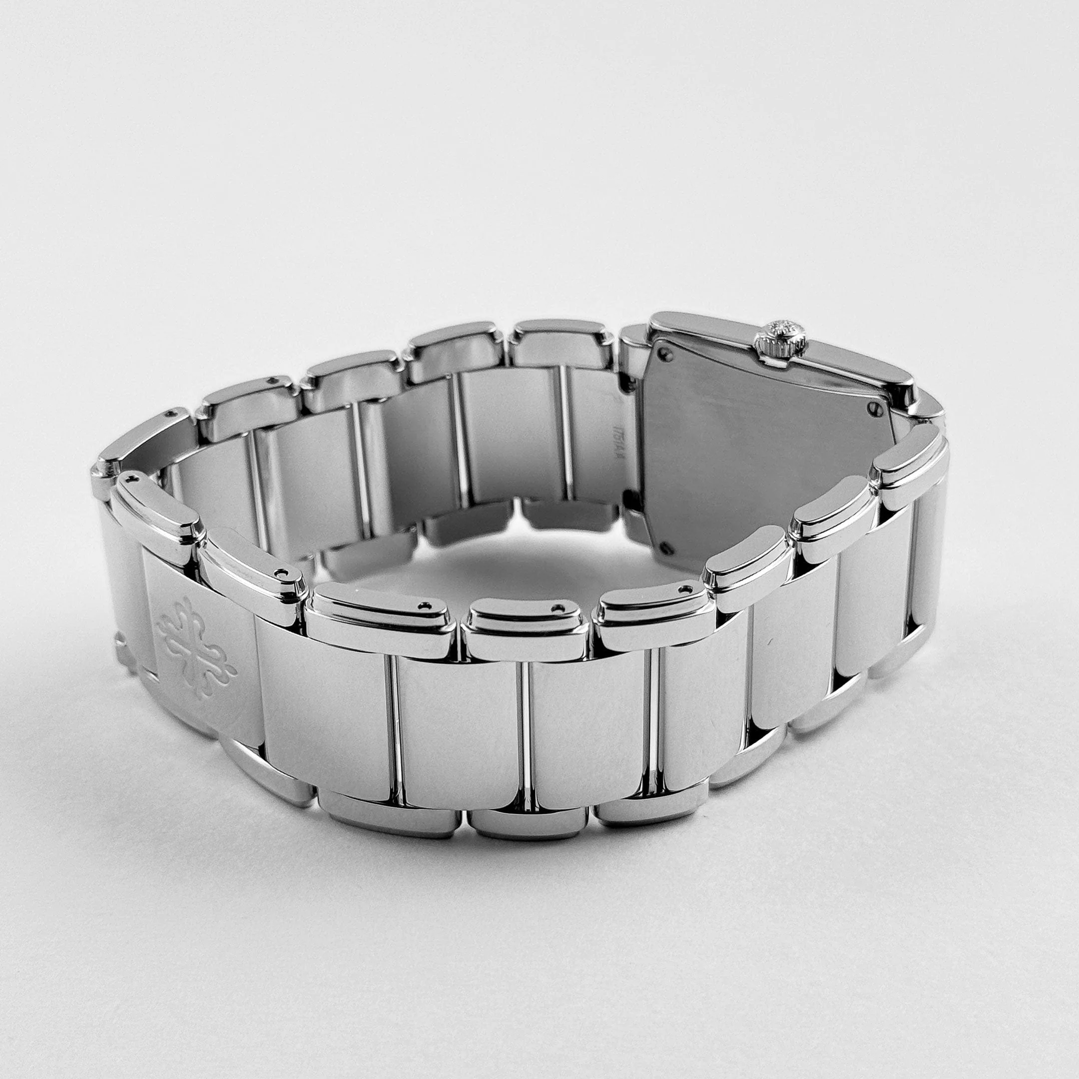 Patek Philippe Twenty-4 4910/1200A-010 'Ladies' Stainless Steel Gray Dial Diamond Bezel Quartz (2024) - Image 8