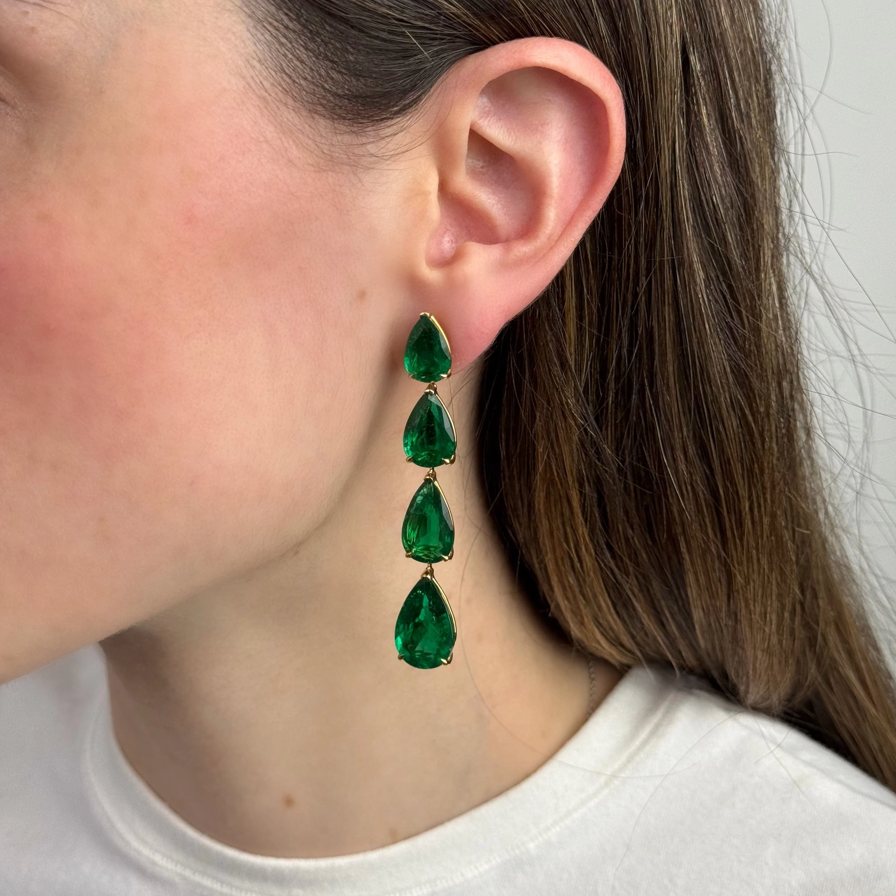 Pear-Shaped Emerald Drop Earrings - Image 2