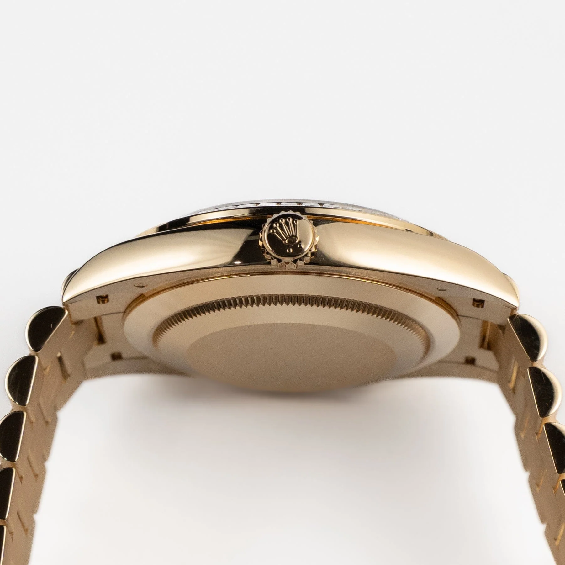 Rolex Day-Date 40 228398TBR Yellow Gold Champagne Diamond Baguette Dial Diamond Baguette Bezel (2020) - Image 8