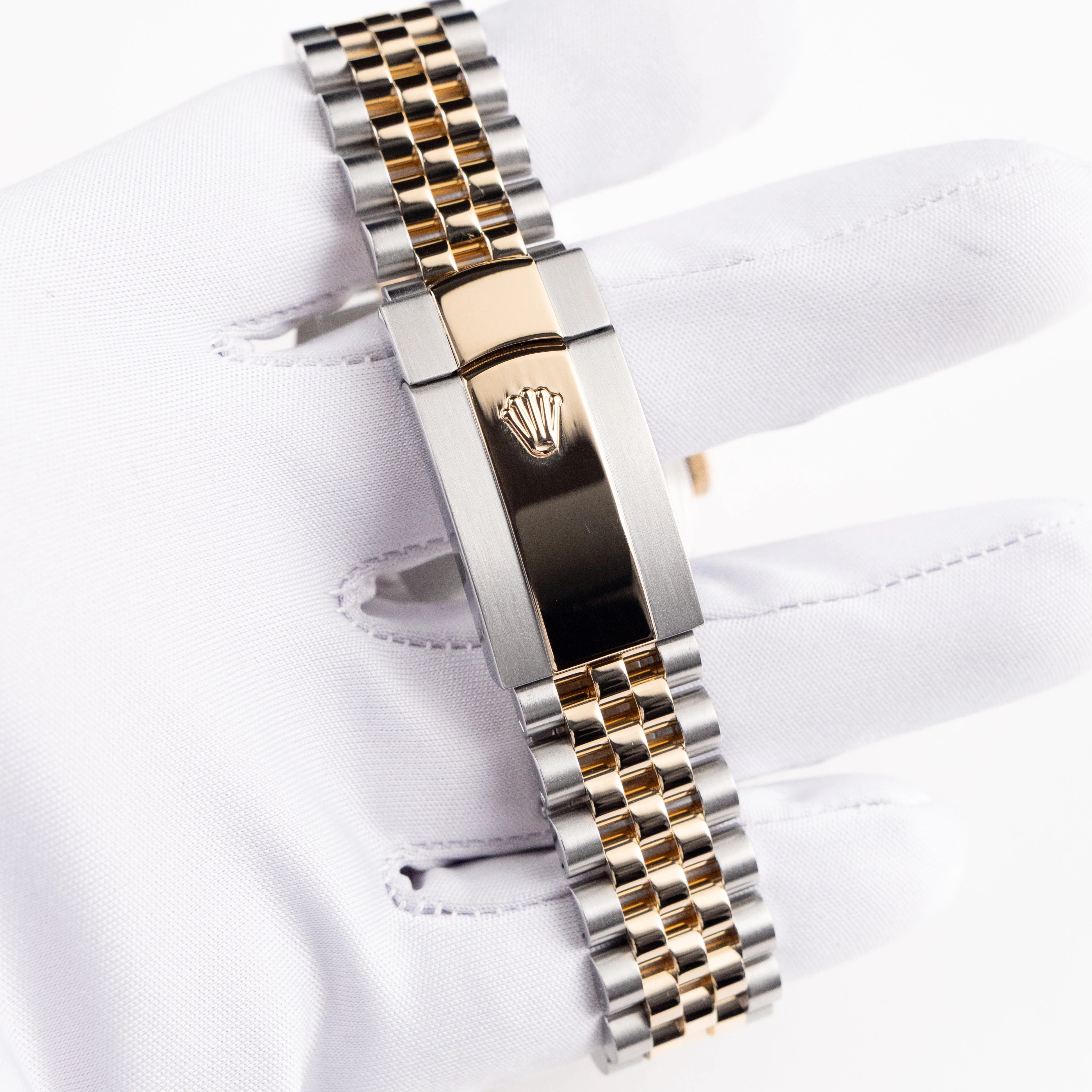 Rolex Datejust 41 126333 Stainless Steel Yellow Gold Black Diamond Dial Jubilee (2018) - Image 12