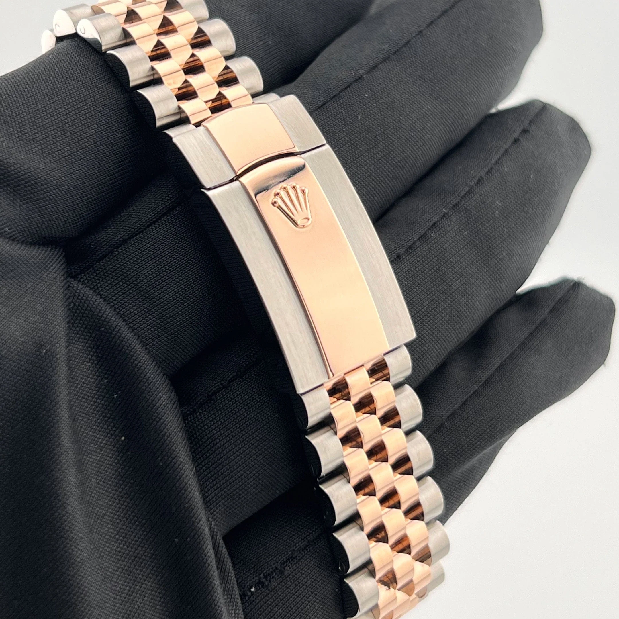 Rolex Datejust 36 126231 Rose Gold Stainless Steel Dark Rhodium Roman Numerals Diamond Dial Jubilee (2020) - Image 21