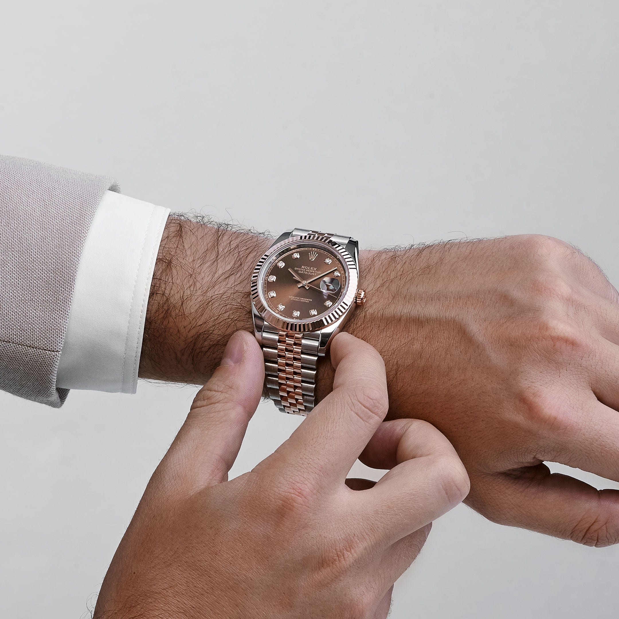 Rolex Datejust 41 126331 Stainless Steel Rose Gold Chocolate Diamond Dial Jubilee (2025) - Image 2